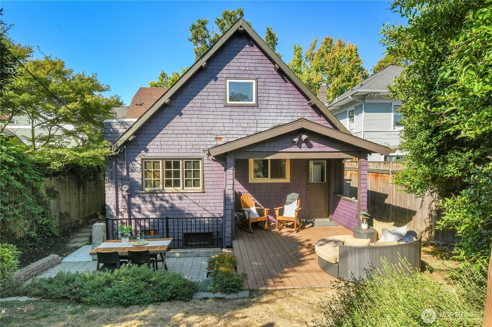 916 20th Avenue E, Seattle, WA 98112