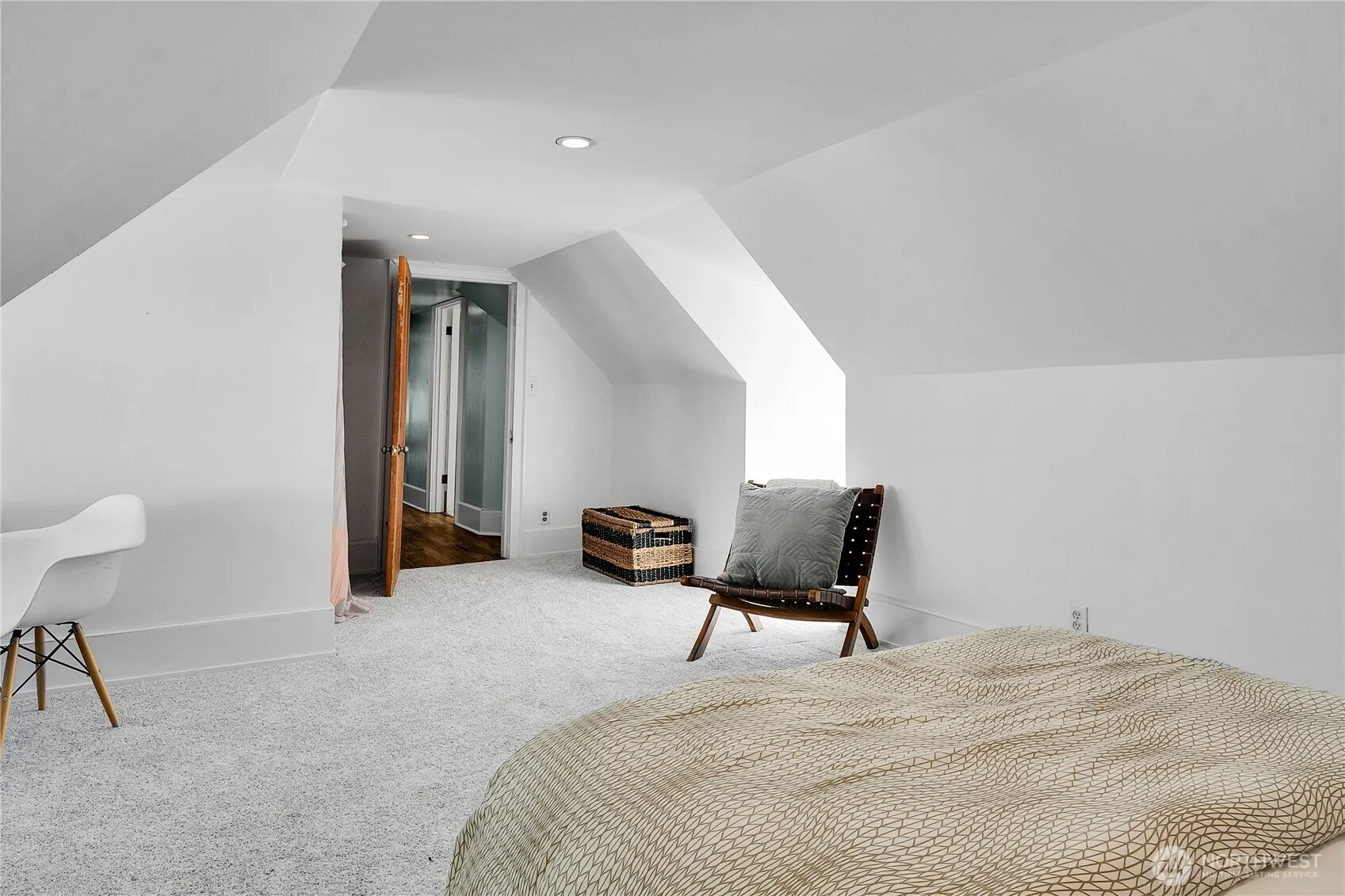 916 20th Avenue E, Seattle, WA 98112