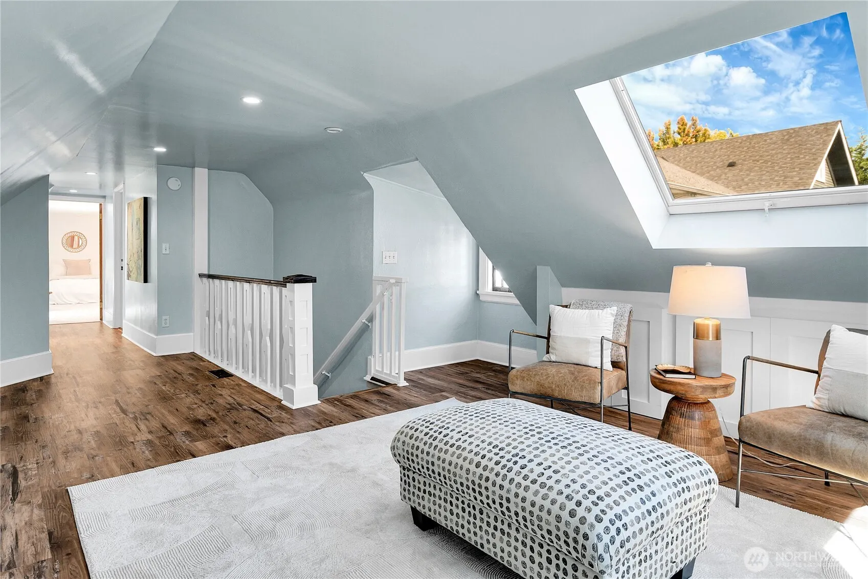 916 20th Avenue E, Seattle, WA 98112