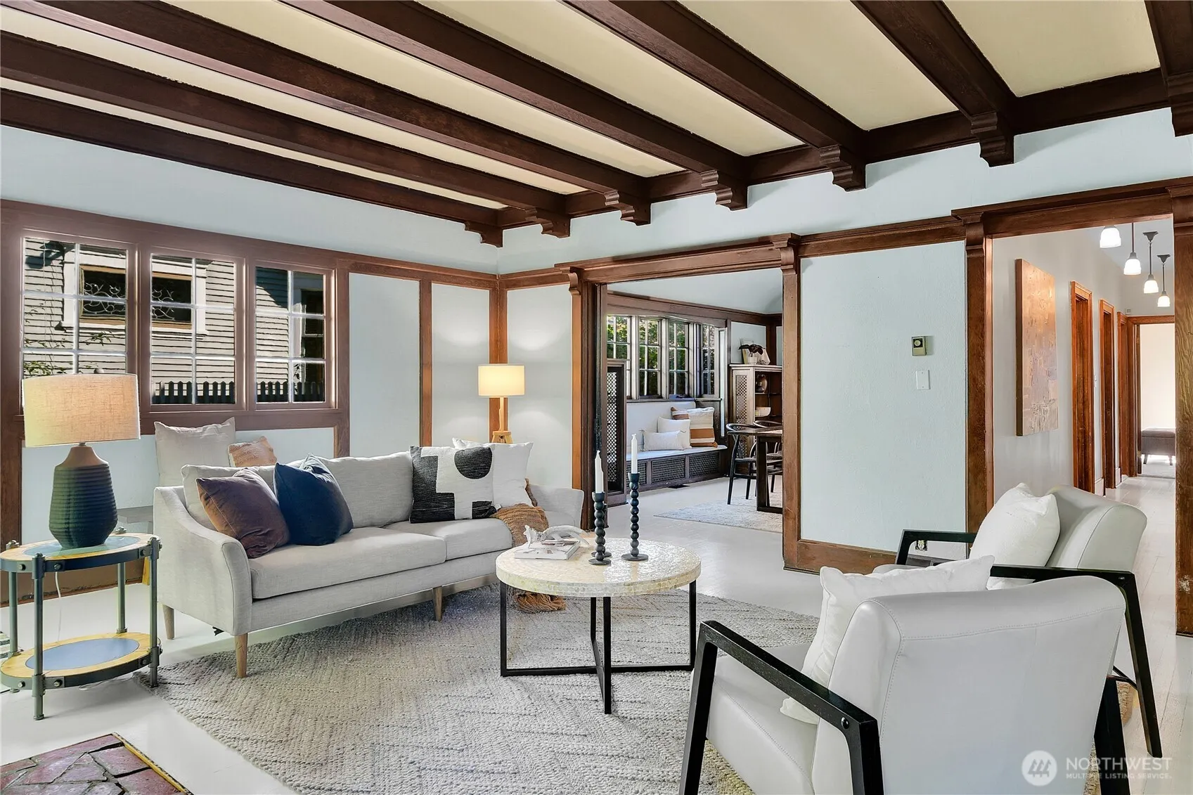 916 20th Avenue E, Seattle, WA 98112