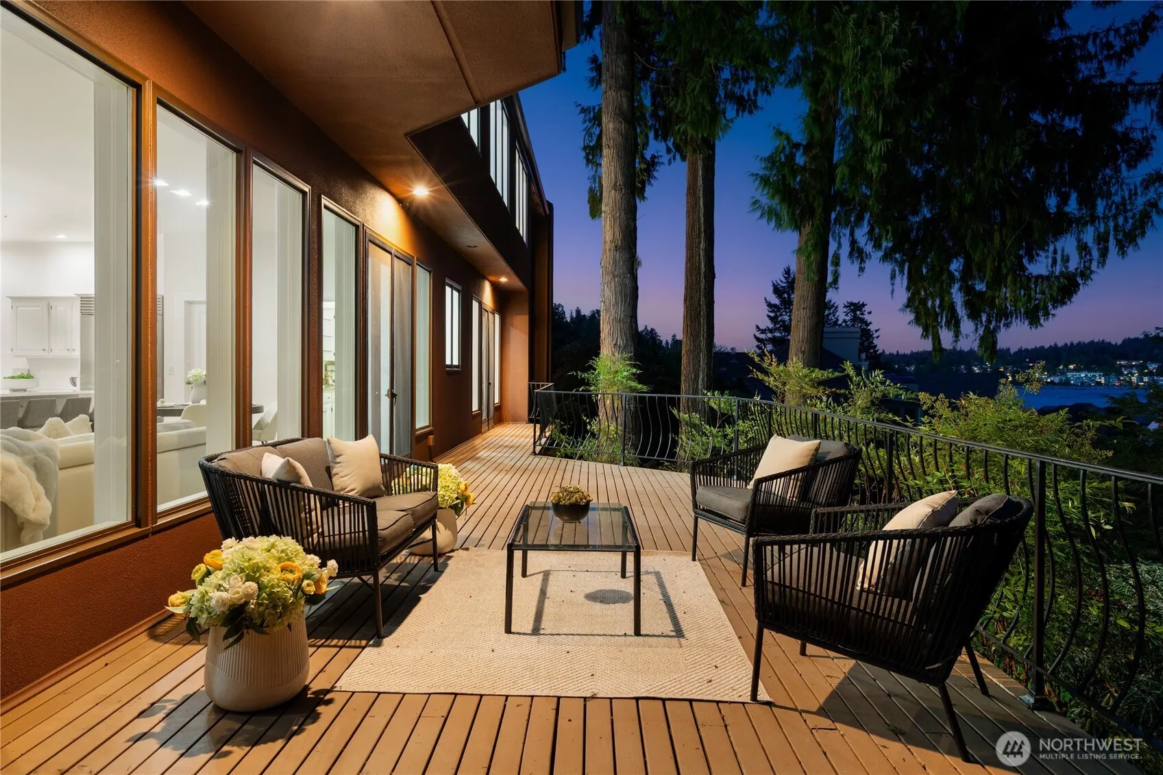 10939 84th Place NE, Kirkland, WA 98034