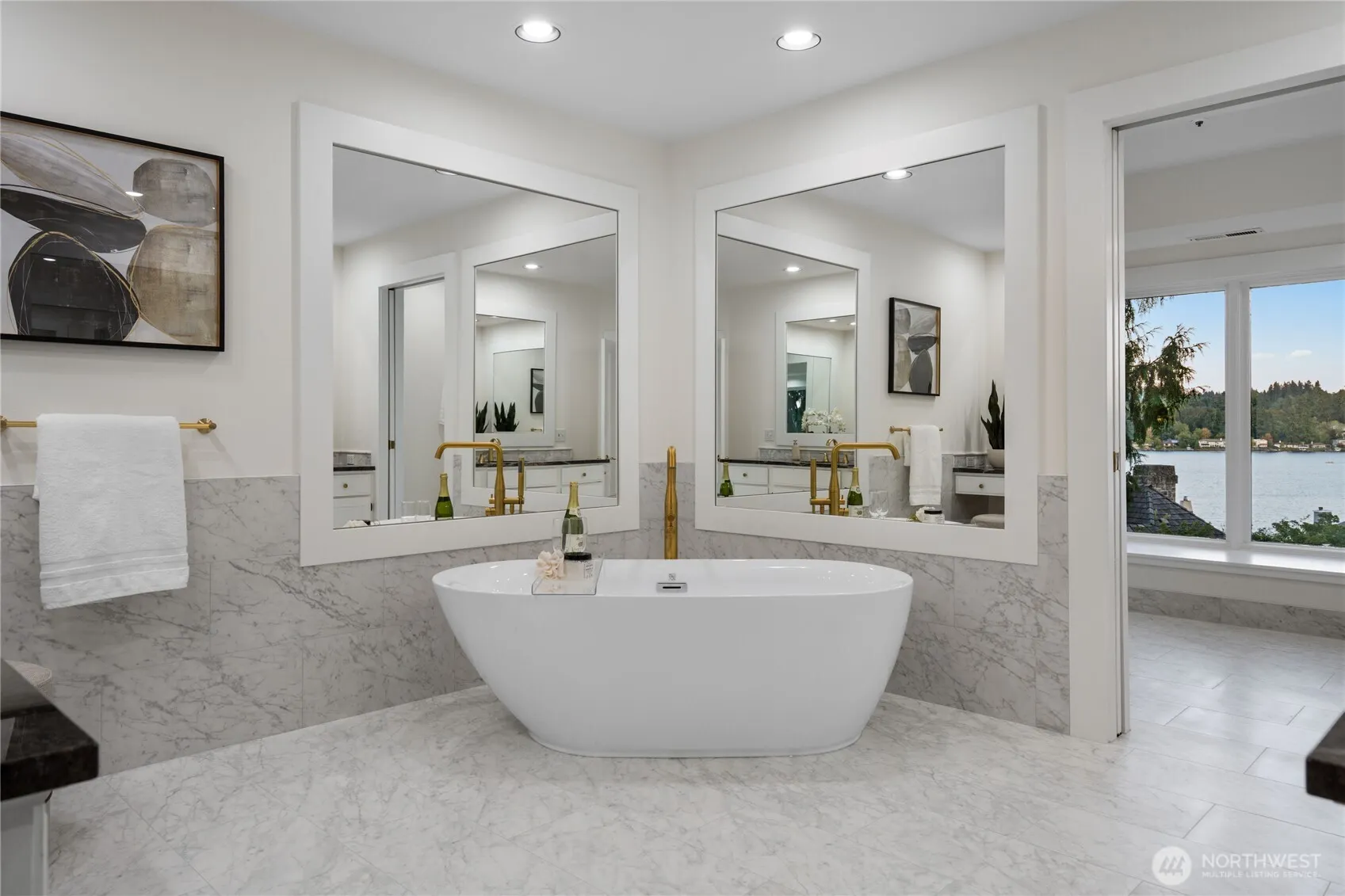 10939 84th Place NE, Kirkland, WA 98034
