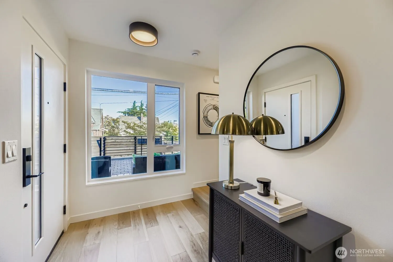 5717 35th Avenue NE #B, Seattle, WA 98105