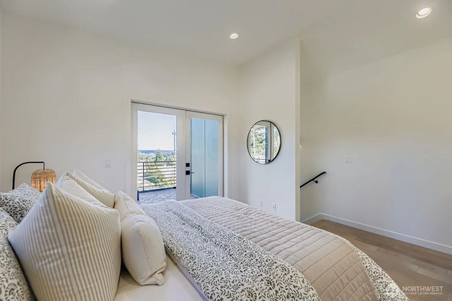 5717 35th Avenue NE #B, Seattle, WA 98105