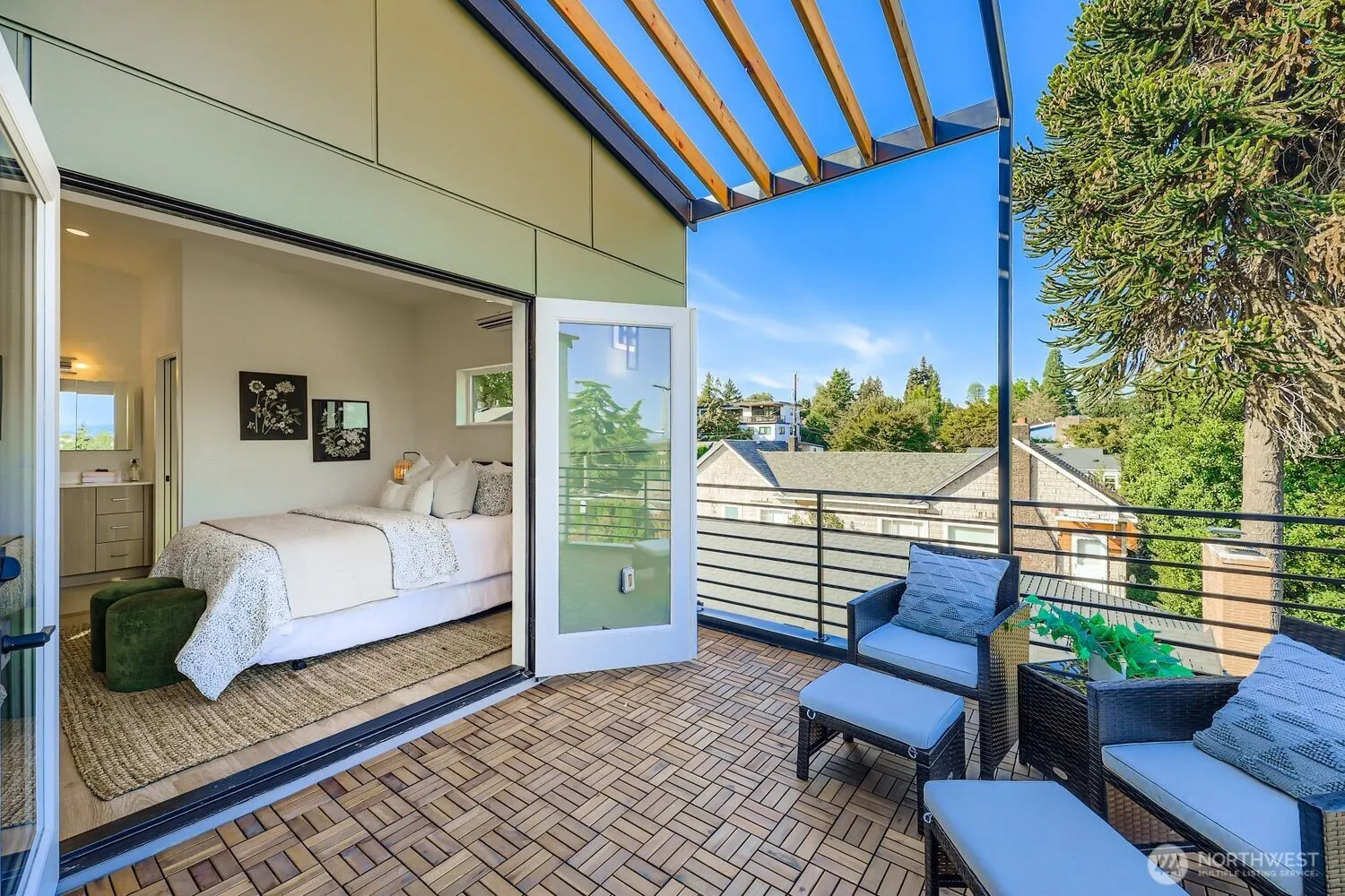 5717 35th Avenue NE #B, Seattle, WA 98105