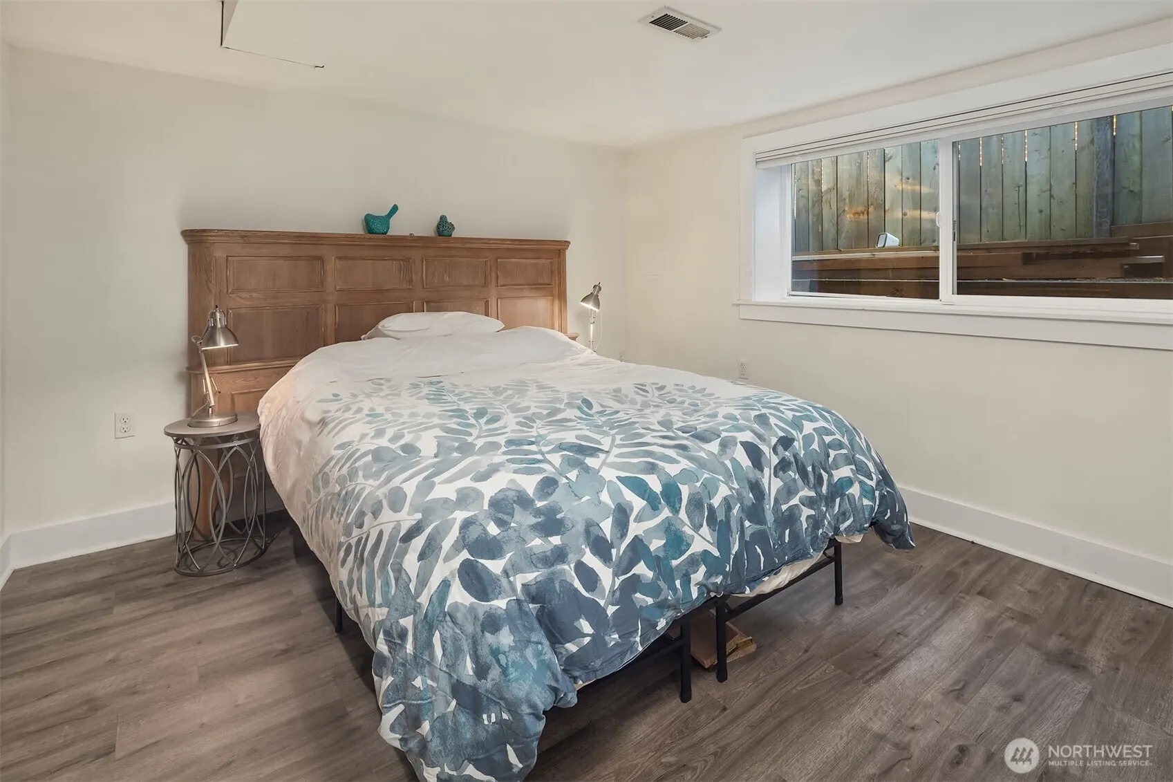 2816 11th Avenue W, Seattle, WA 98119