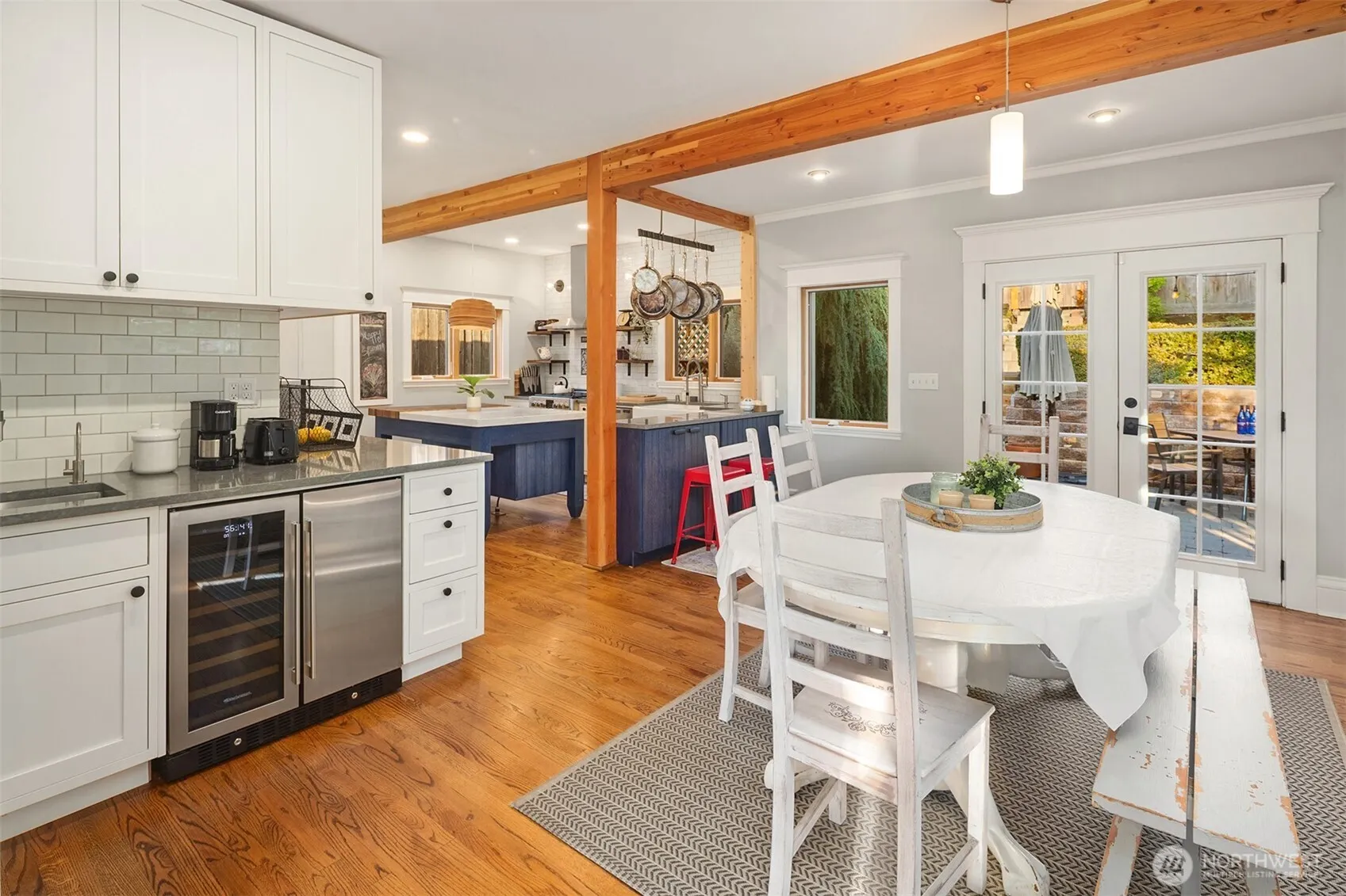 2816 11th Avenue W, Seattle, WA 98119