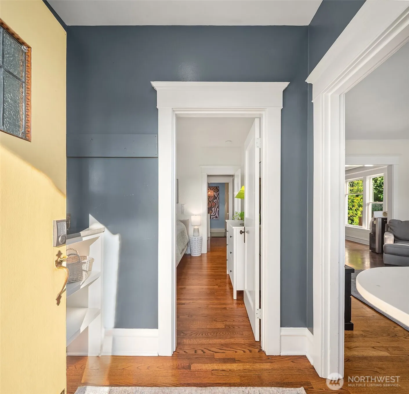 2816 11th Avenue W, Seattle, WA 98119
