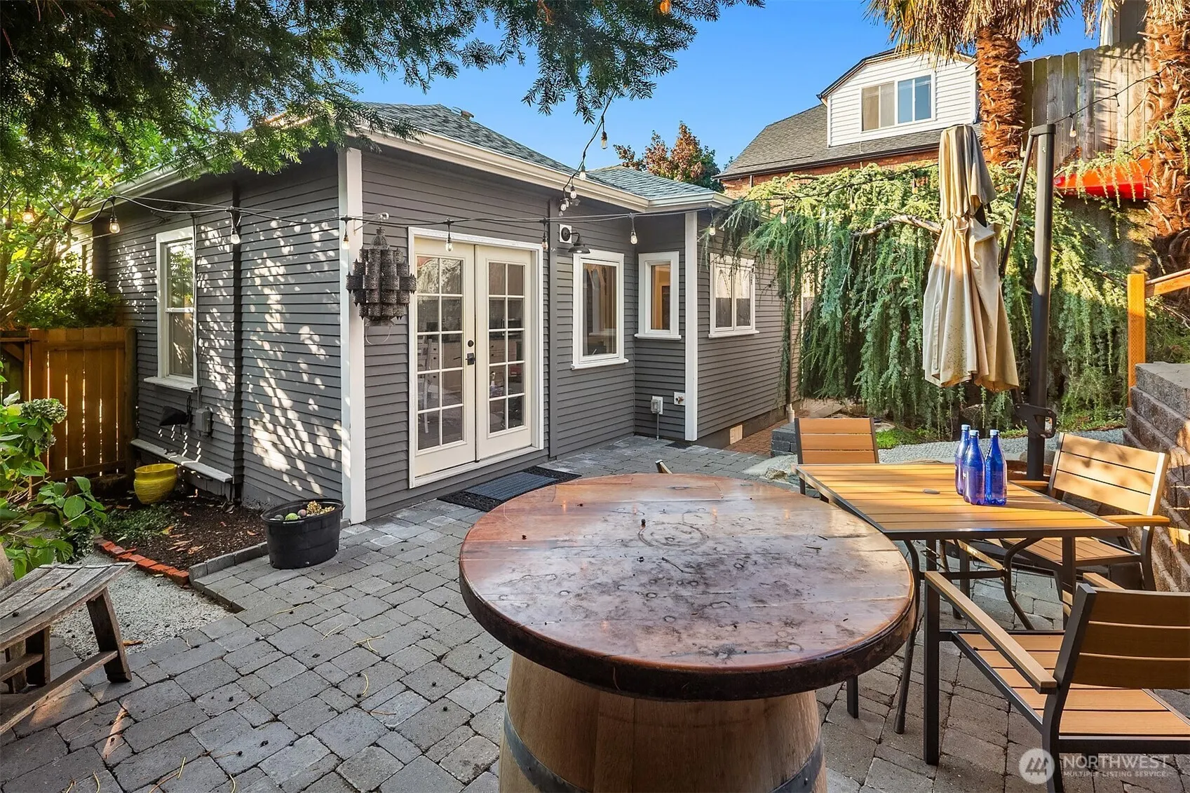 2816 11th Avenue W, Seattle, WA 98119