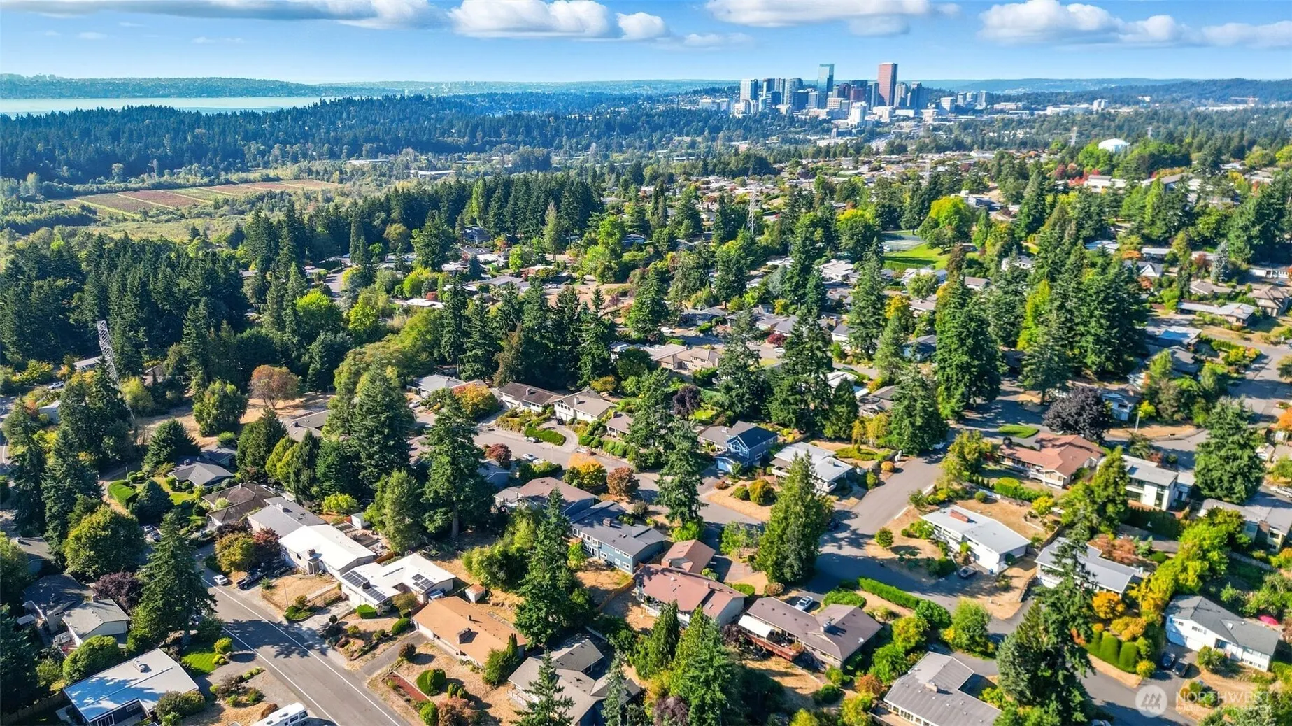 12455 SE 26th Place , Bellevue, WA 98005