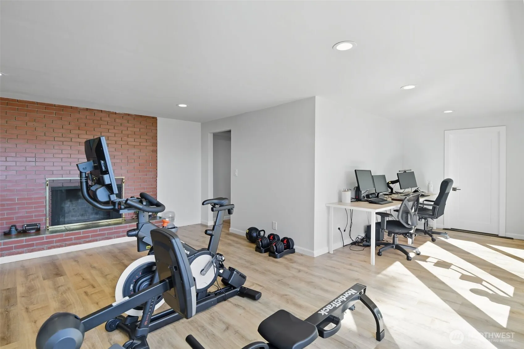 12455 SE 26th Place , Bellevue, WA 98005