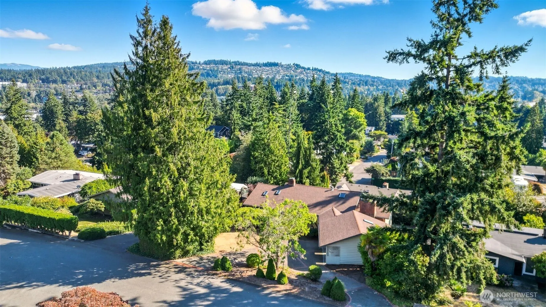 12455 SE 26th Place , Bellevue, WA 98005