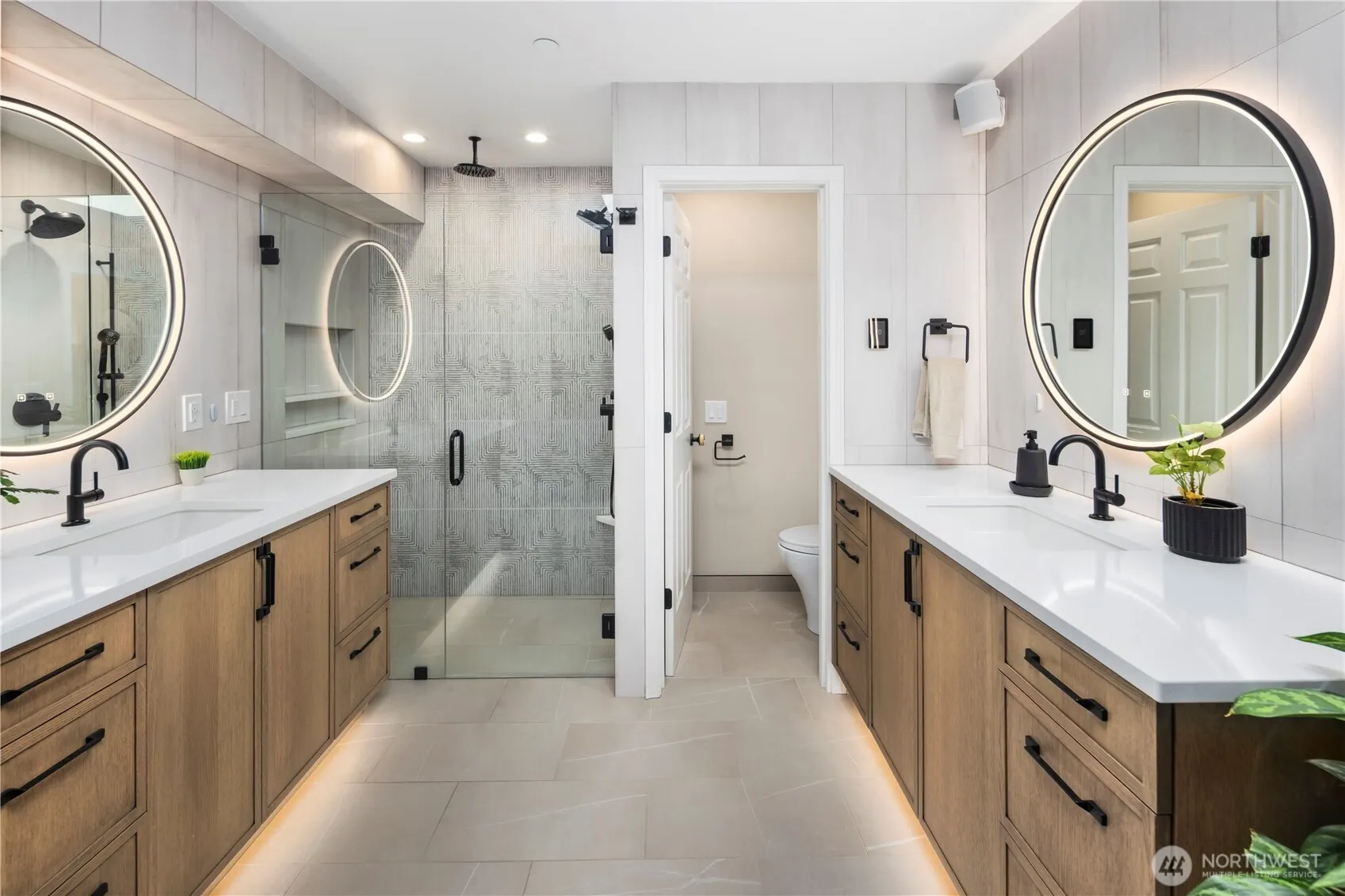 12037 89th Place NE, Kirkland, WA 98034-2631
