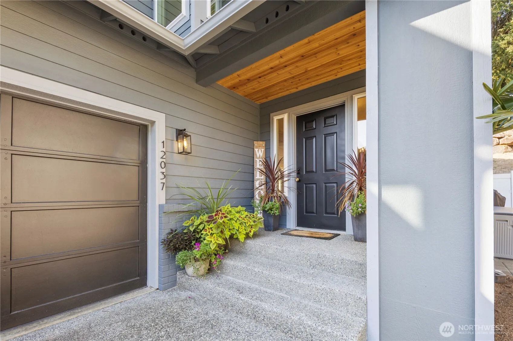12037 89th Place NE, Kirkland, WA 98034-2631