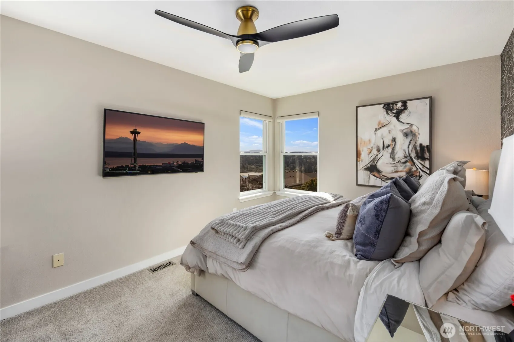 12037 89th Place NE, Kirkland, WA 98034-2631