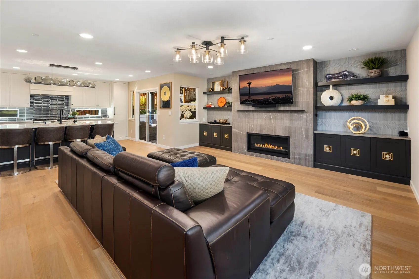 12037 89th Place NE, Kirkland, WA 98034-2631