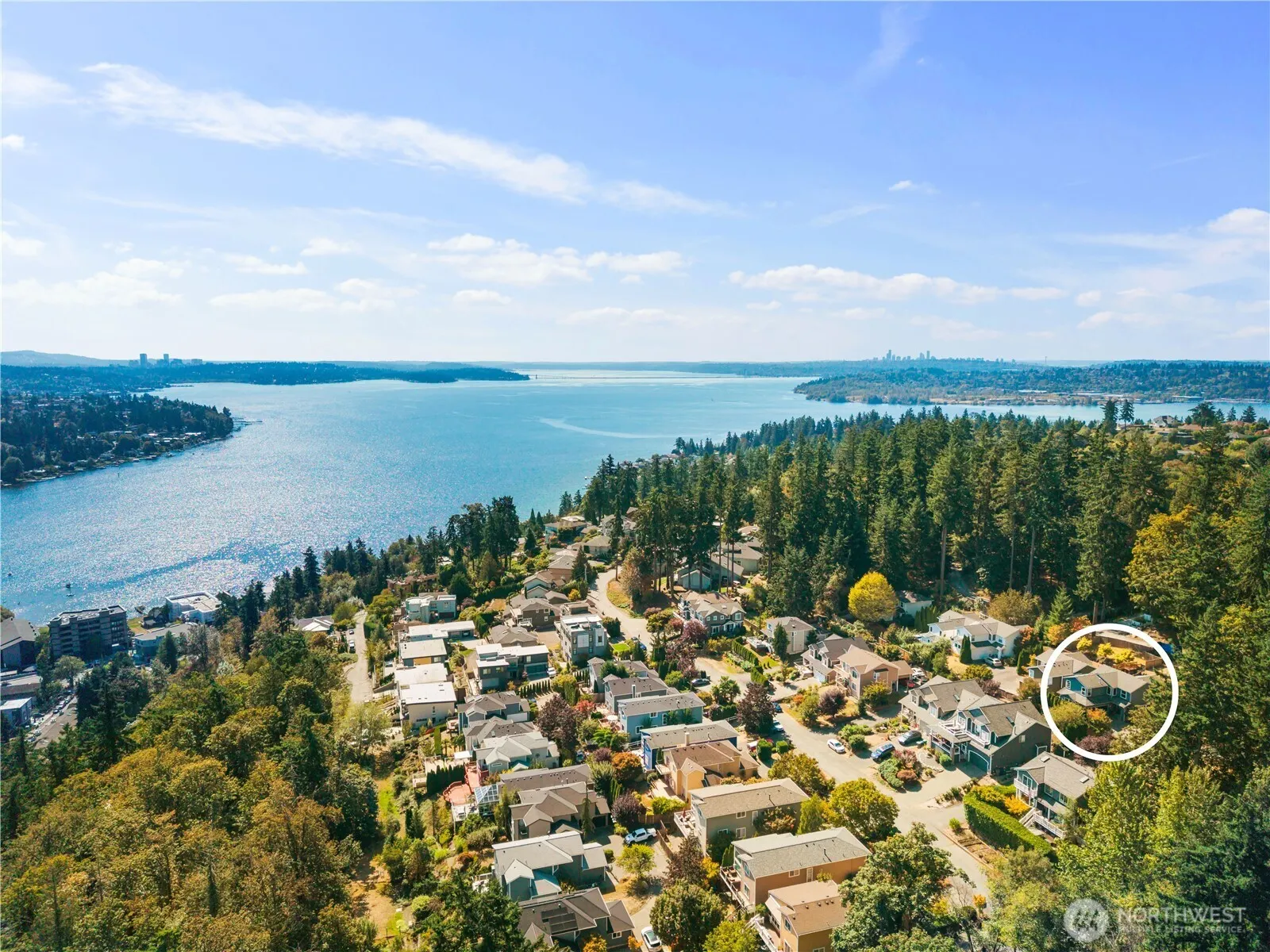 12037 89th Place NE, Kirkland, WA 98034-2631