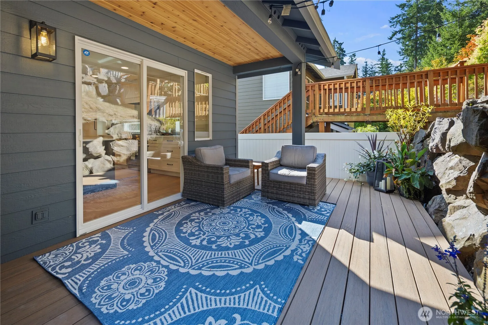 12037 89th Place NE, Kirkland, WA 98034-2631