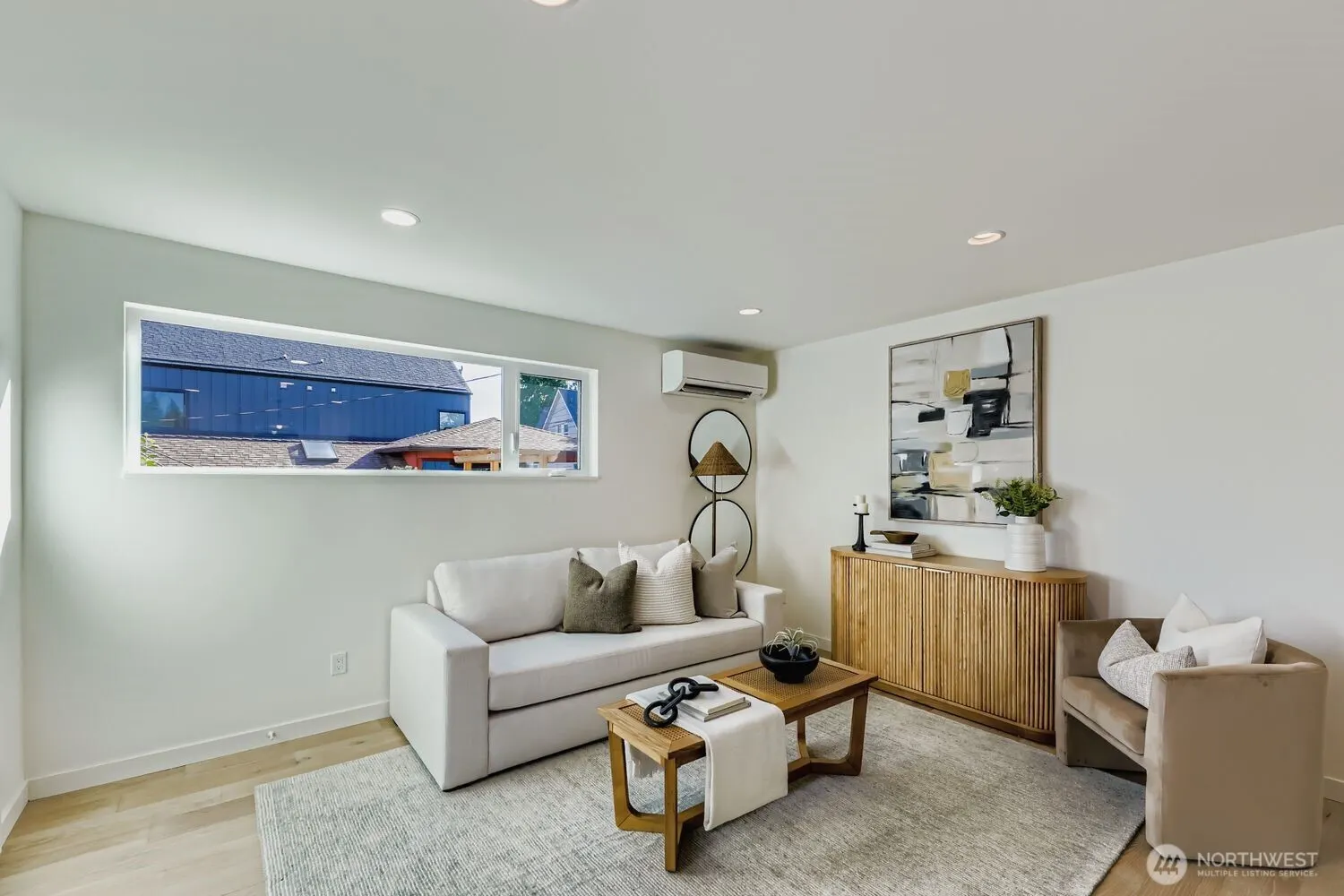 5715 35th Avenue NE, Seattle, WA 98105