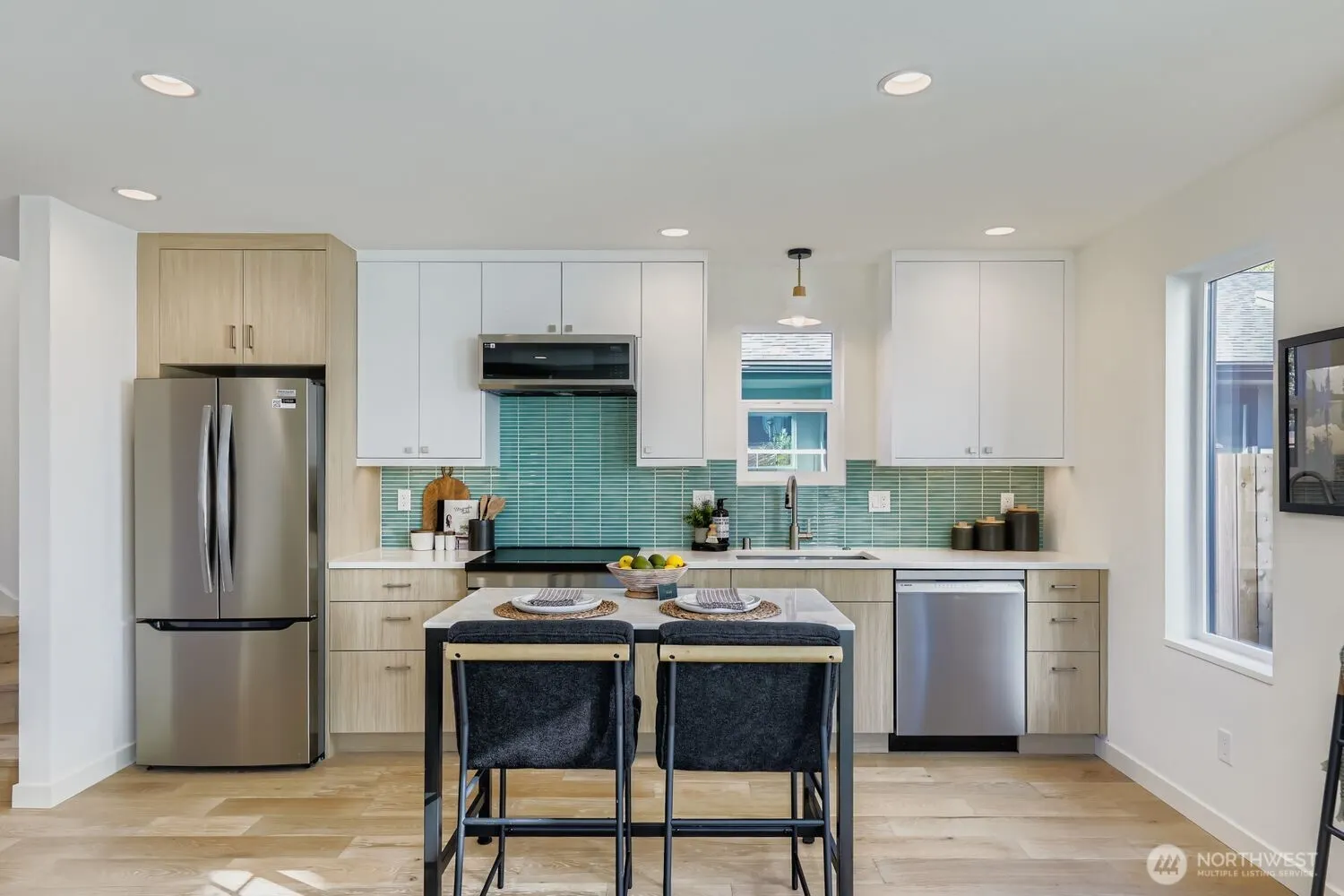 5715 35th Avenue NE, Seattle, WA 98105