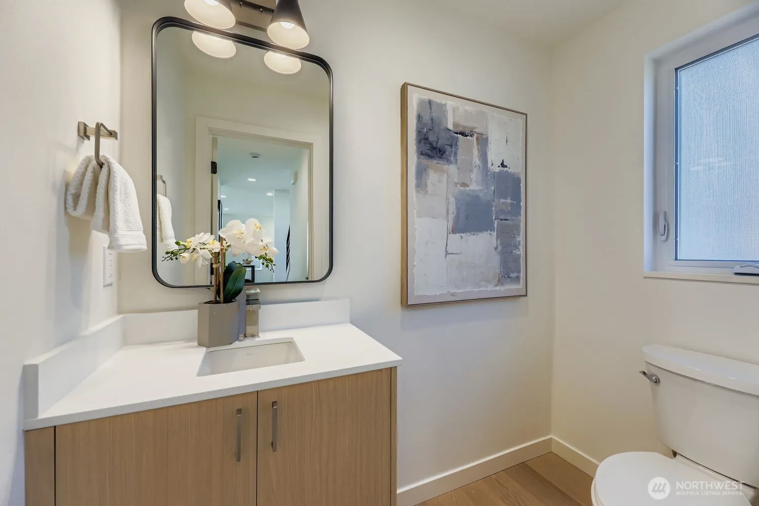 5715 35th Avenue NE, Seattle, WA 98105