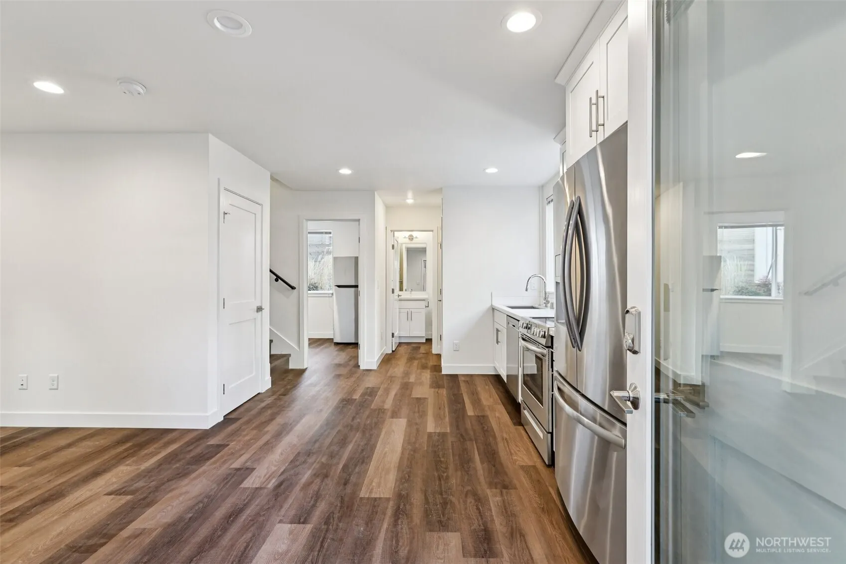 5259 Brooklyn Avenue NE, Seattle, WA 98105