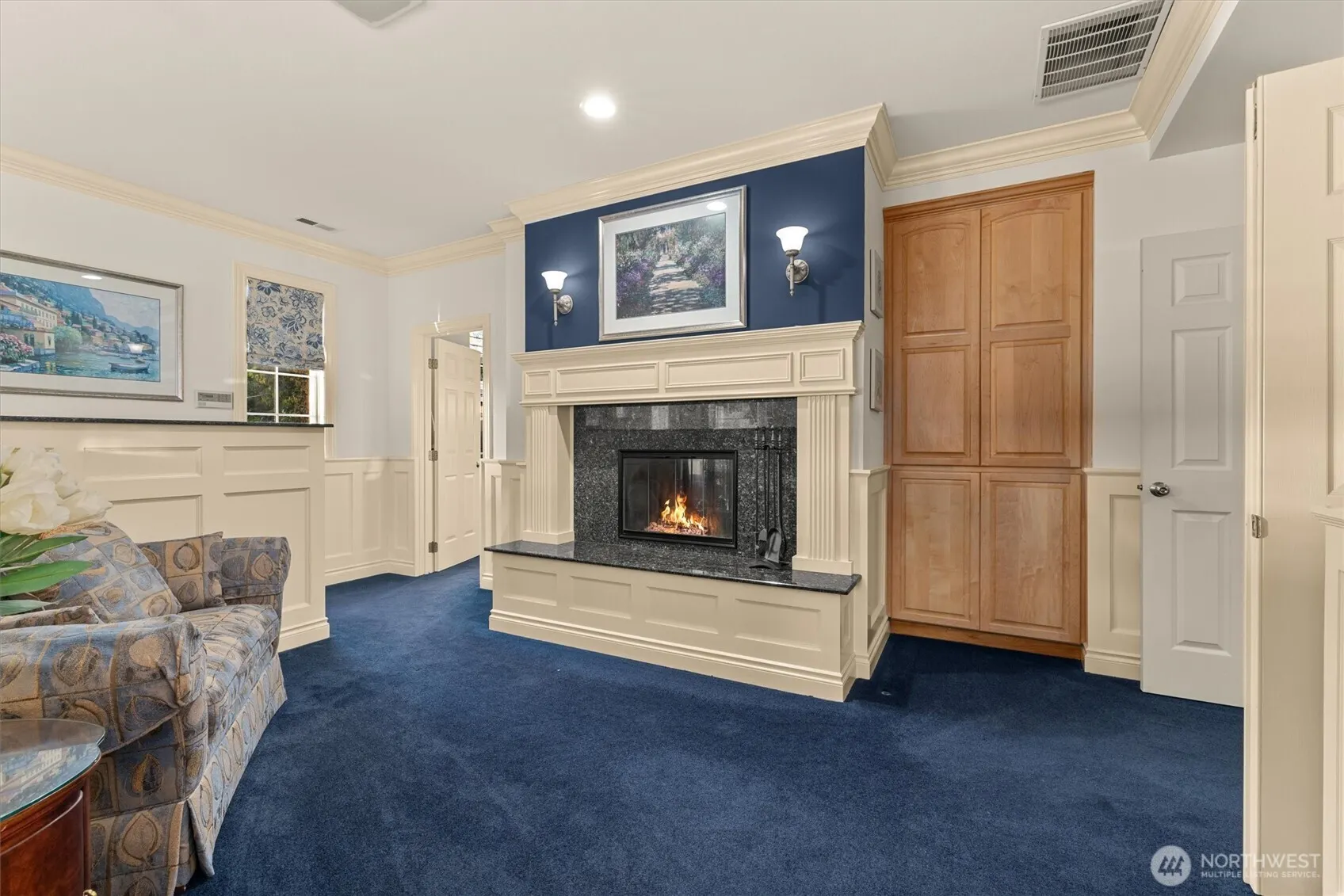 3829 E Lake Sammamish Shore Lane SE, Sammamish, WA 98075