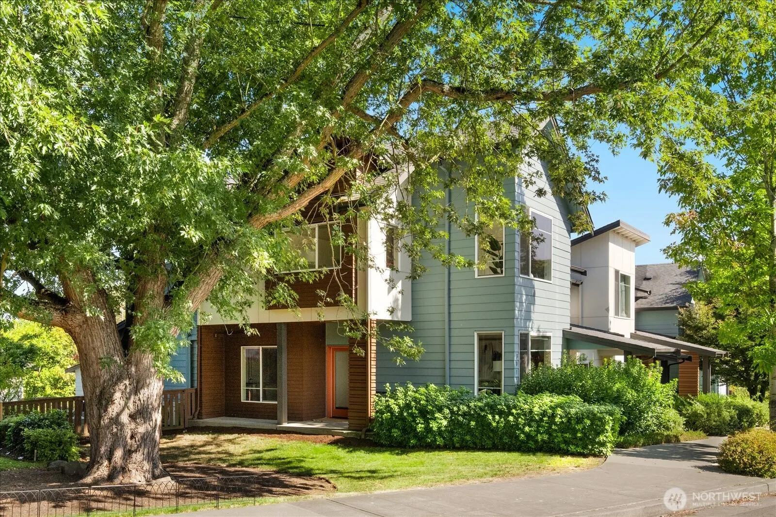 3016 S Adams Street , Seattle, WA 98108