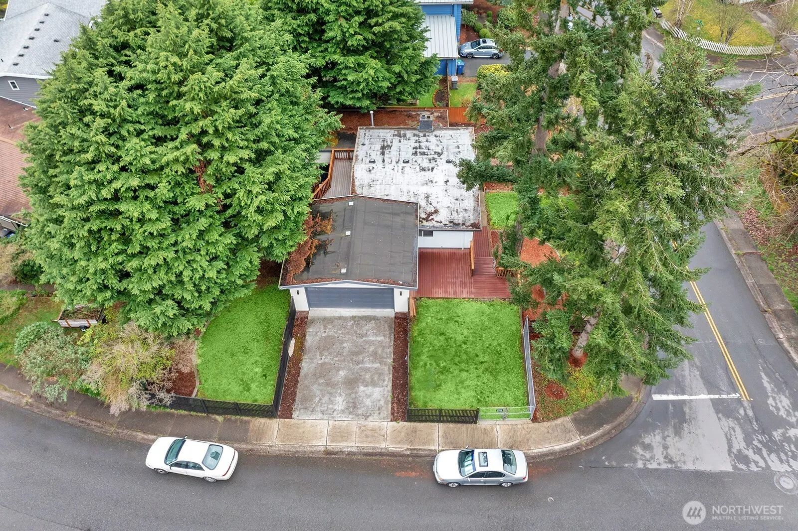 8801 NE 140th Place , Kirkland, WA 98034
