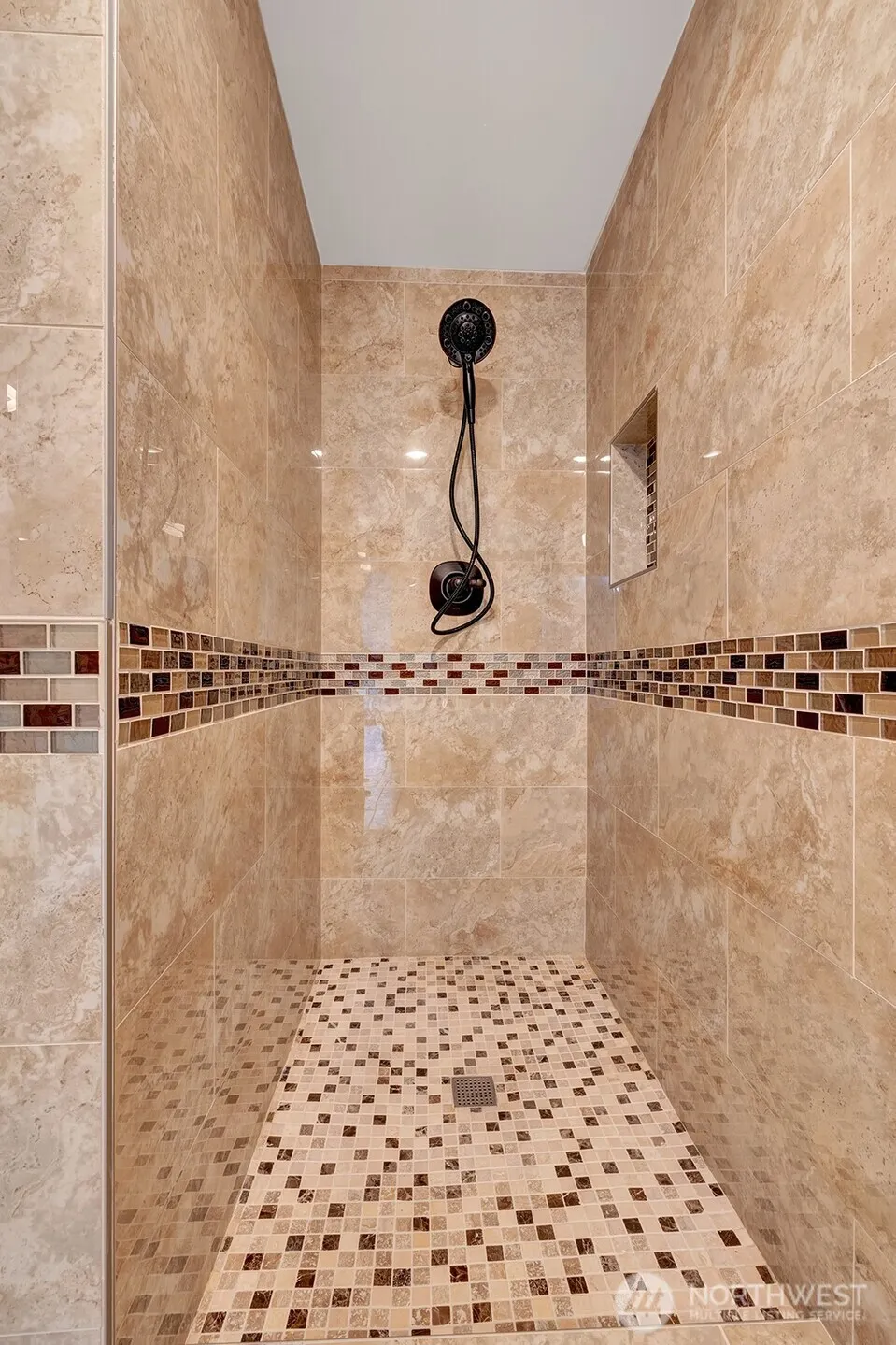 8801 NE 140th Place , Kirkland, WA 98034