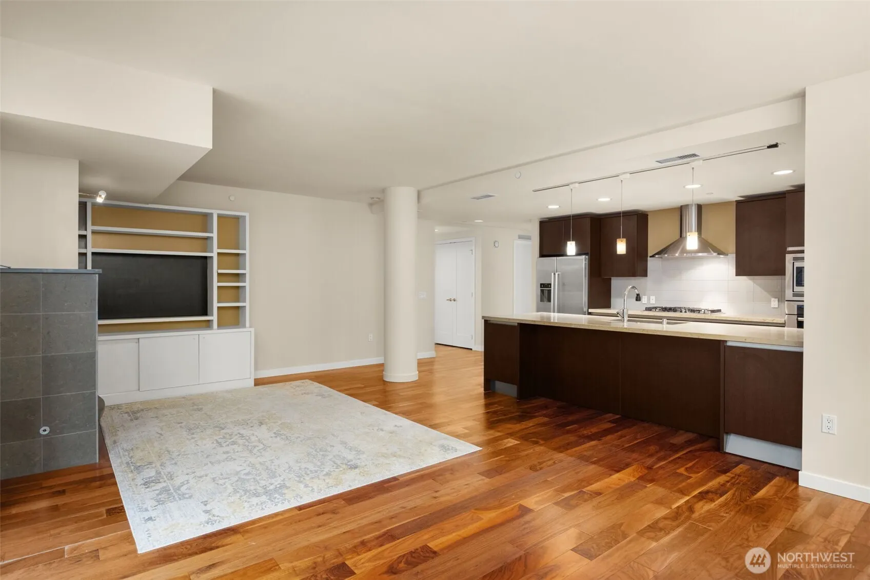 10000 Main St #201, Bellevue, WA 98004