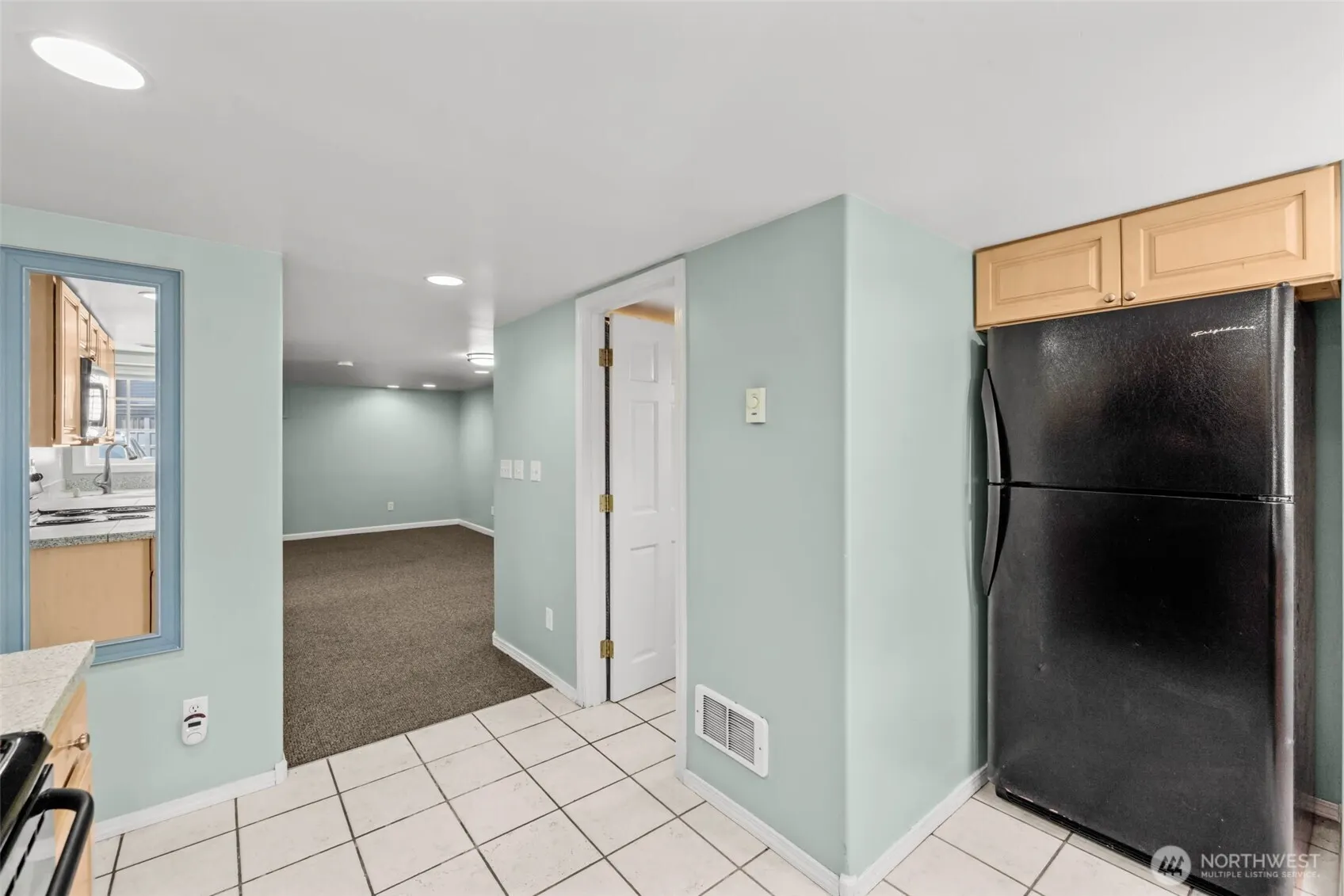 7842 Lake City Way NE, Seattle, WA 98115