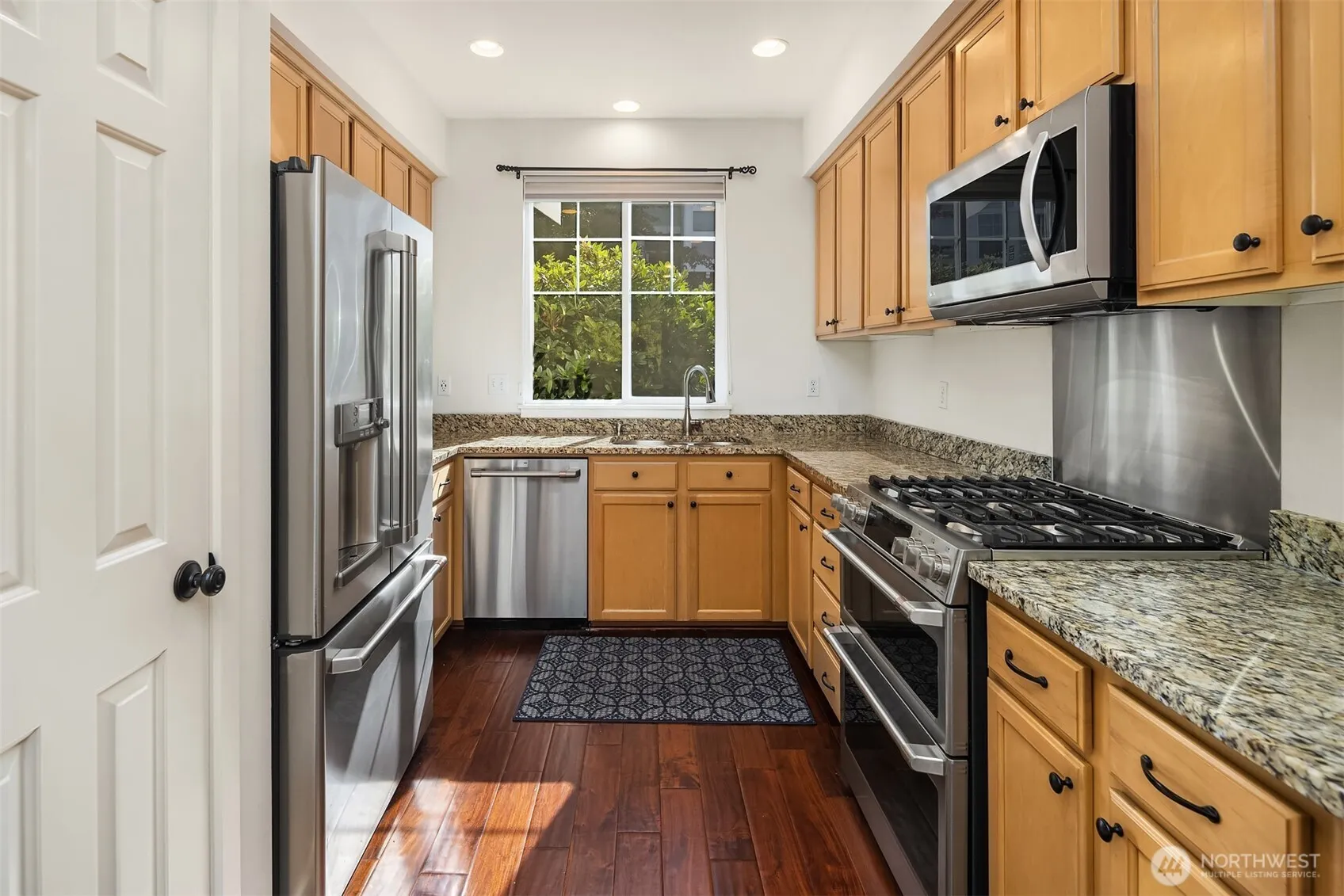 15410 135th Place NE #32C, Woodinville, WA 98072
