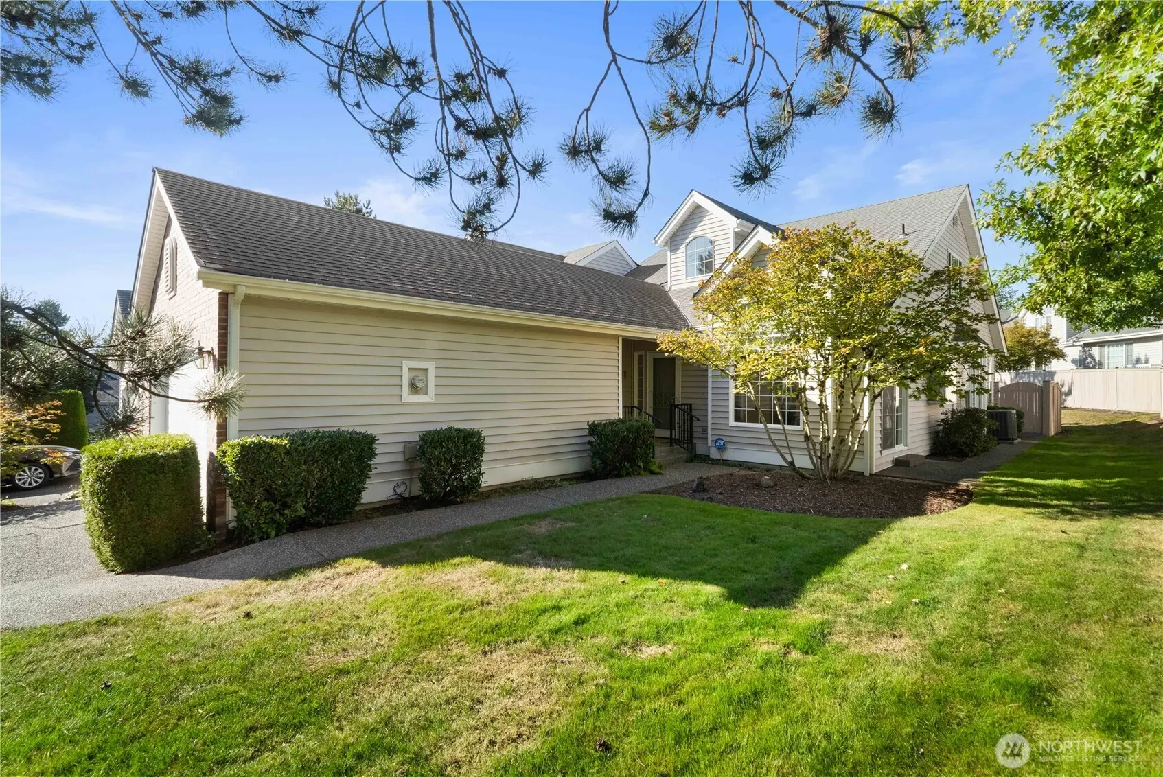 23874 140th Lane SE, Kent, WA 98042-3823