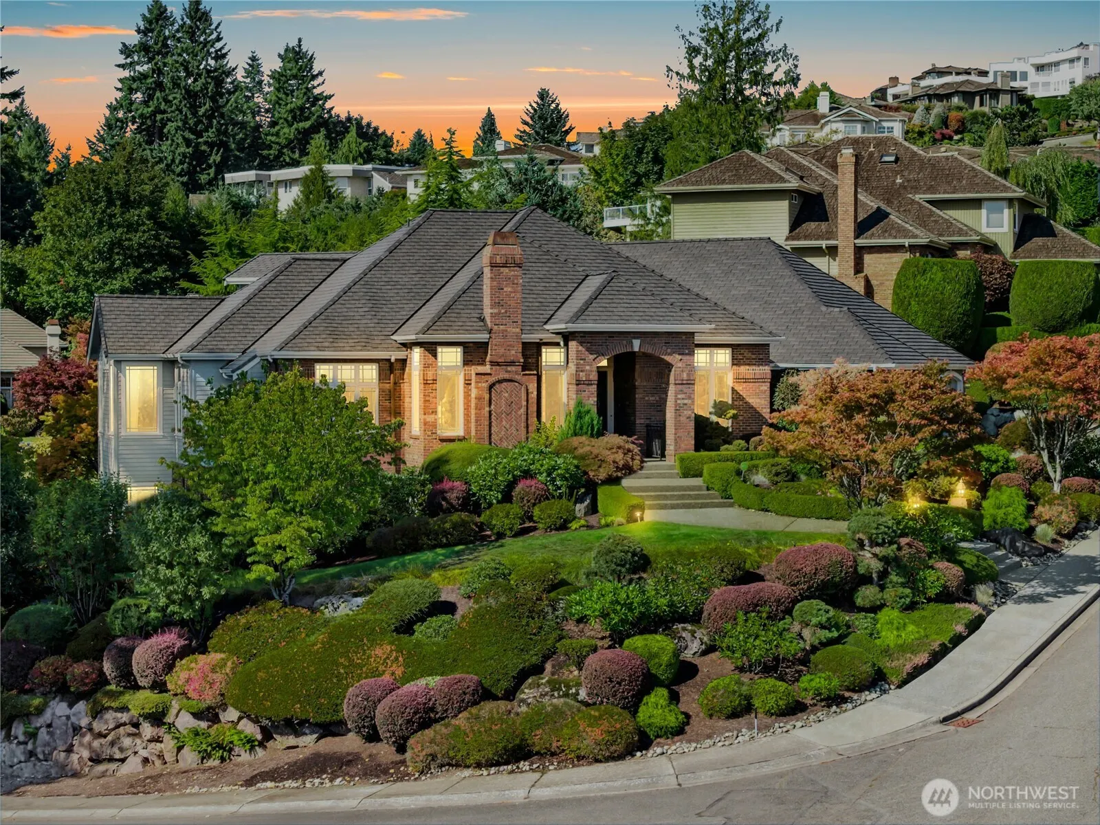 6105 155th Avenue SE, Bellevue, WA 98006-5343