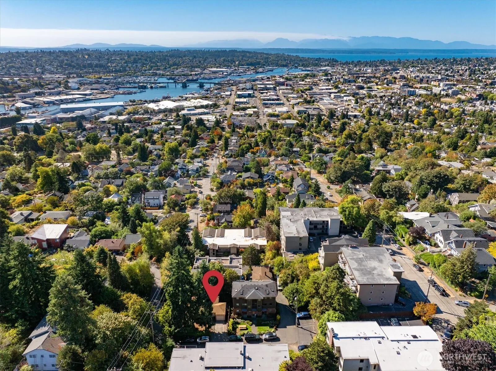 4503 Palatine Avenue N, Seattle, WA 98103