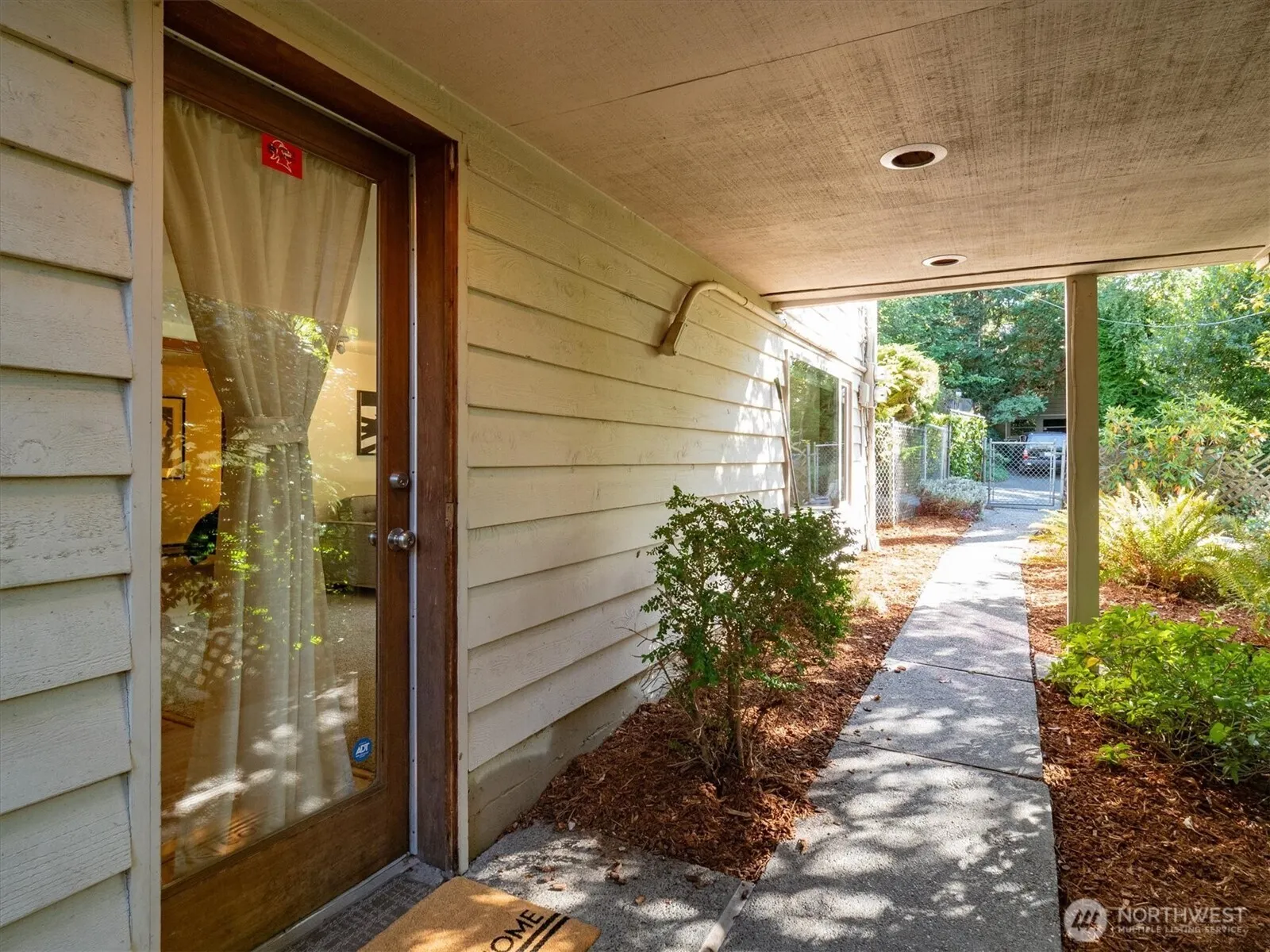 4503 Palatine Avenue N, Seattle, WA 98103