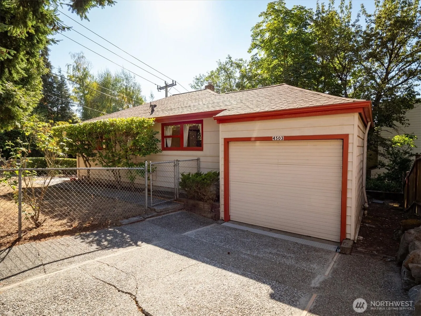 4503 Palatine Avenue N, Seattle, WA 98103
