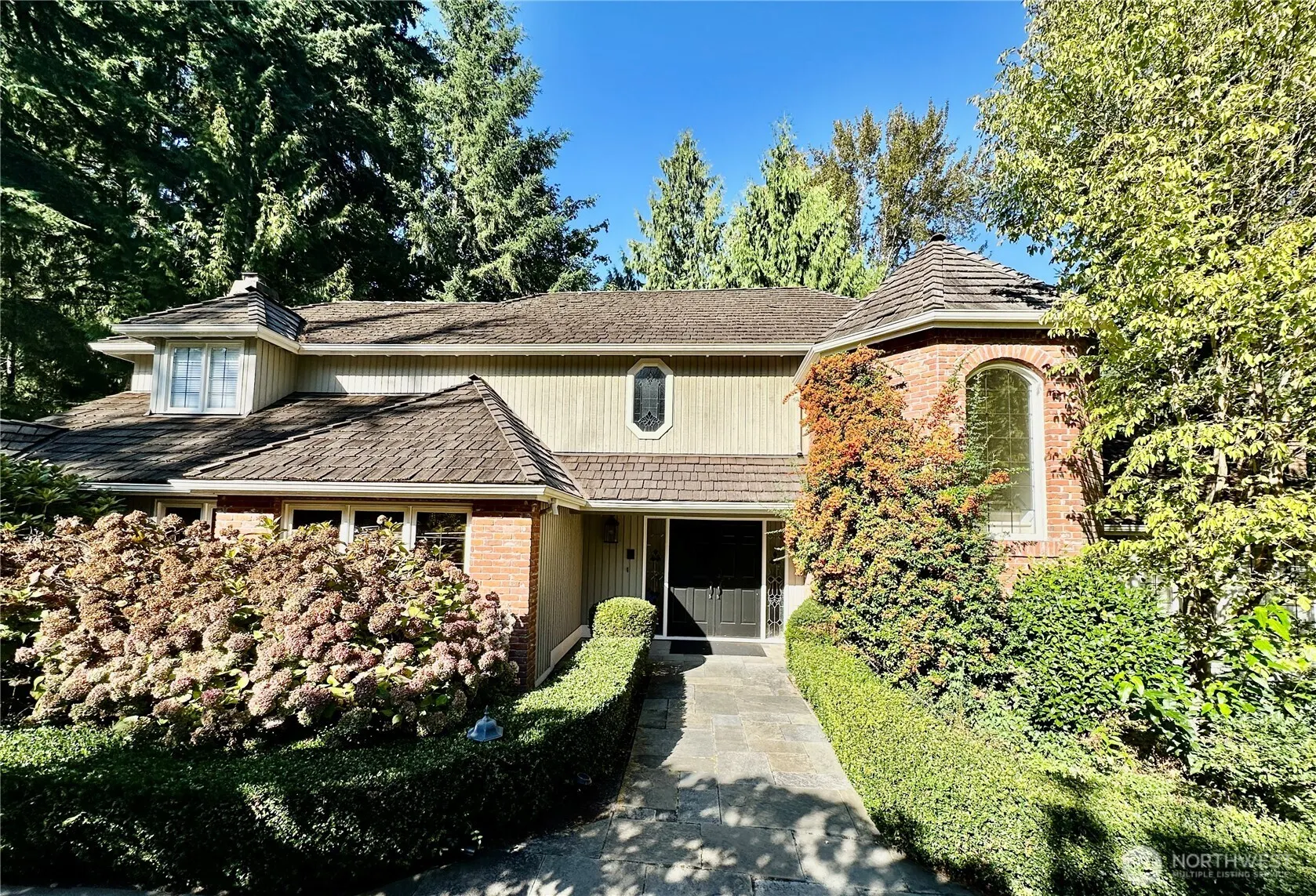 4117 117th Avenue NE, Kirkland, WA 98033