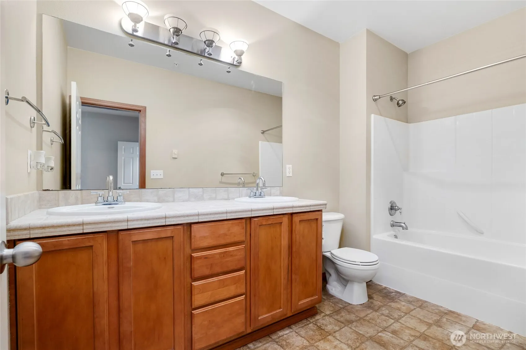 1855 Trossachs Boulevard SE #1703, Sammamish, WA 98075