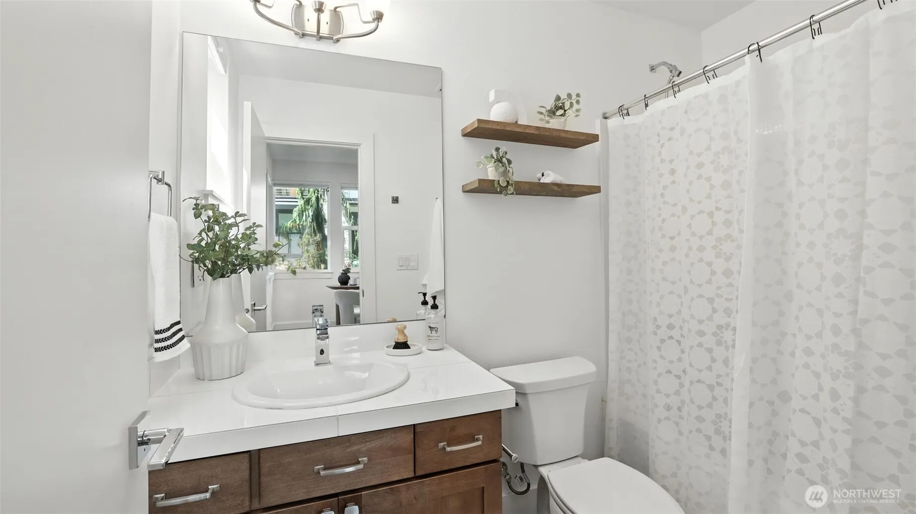 9608 NE 182nd Court #D, Bothell, WA 98011
