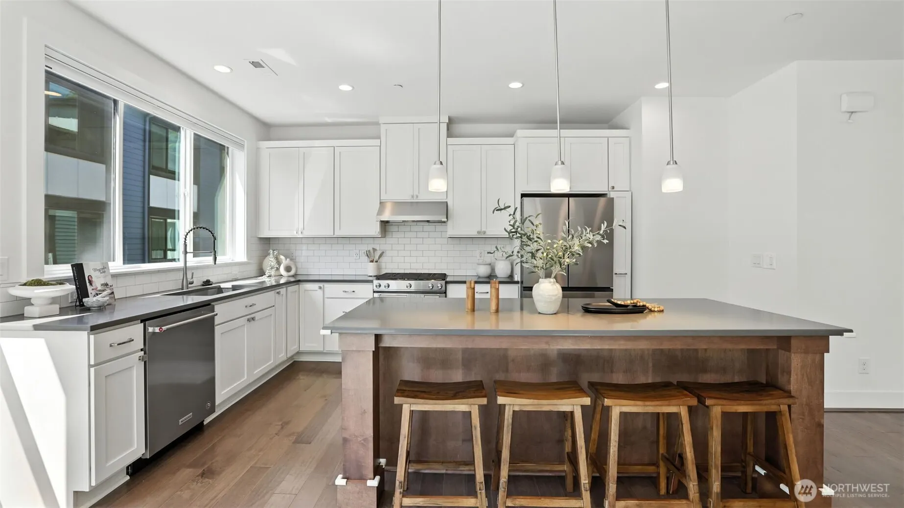 9608 NE 182nd Court #D, Bothell, WA 98011
