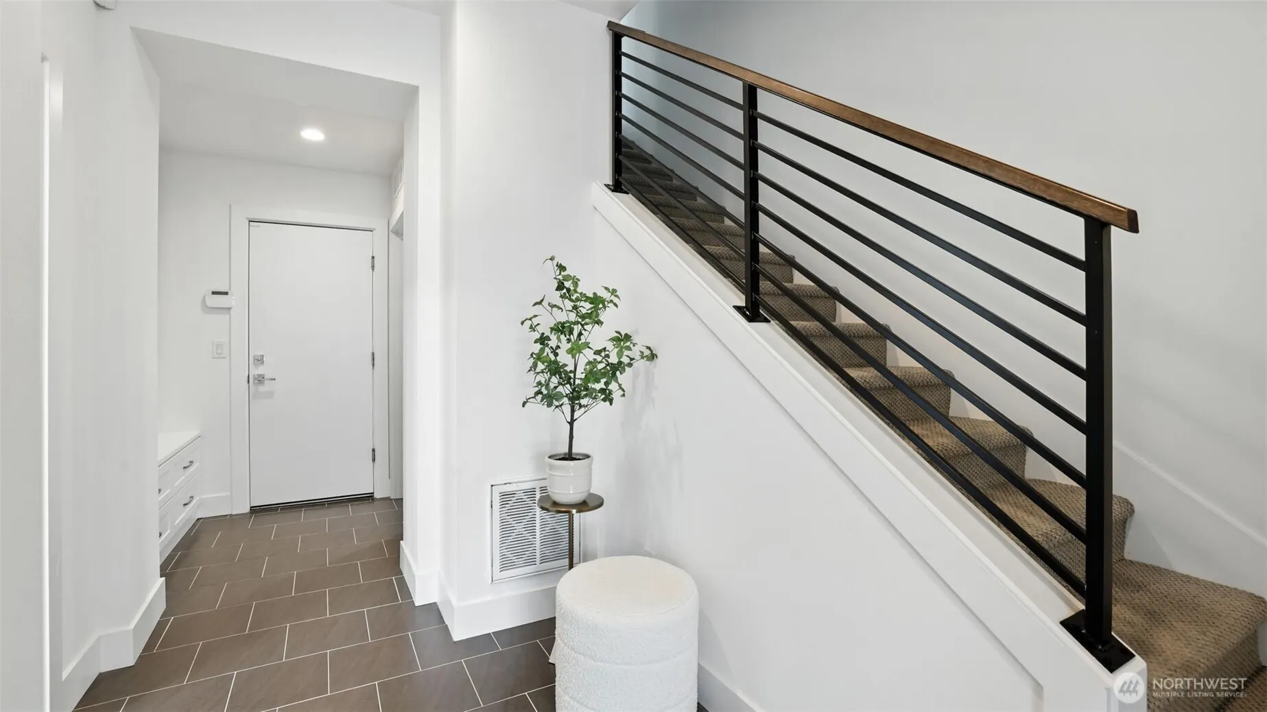 9608 NE 182nd Court #D, Bothell, WA 98011