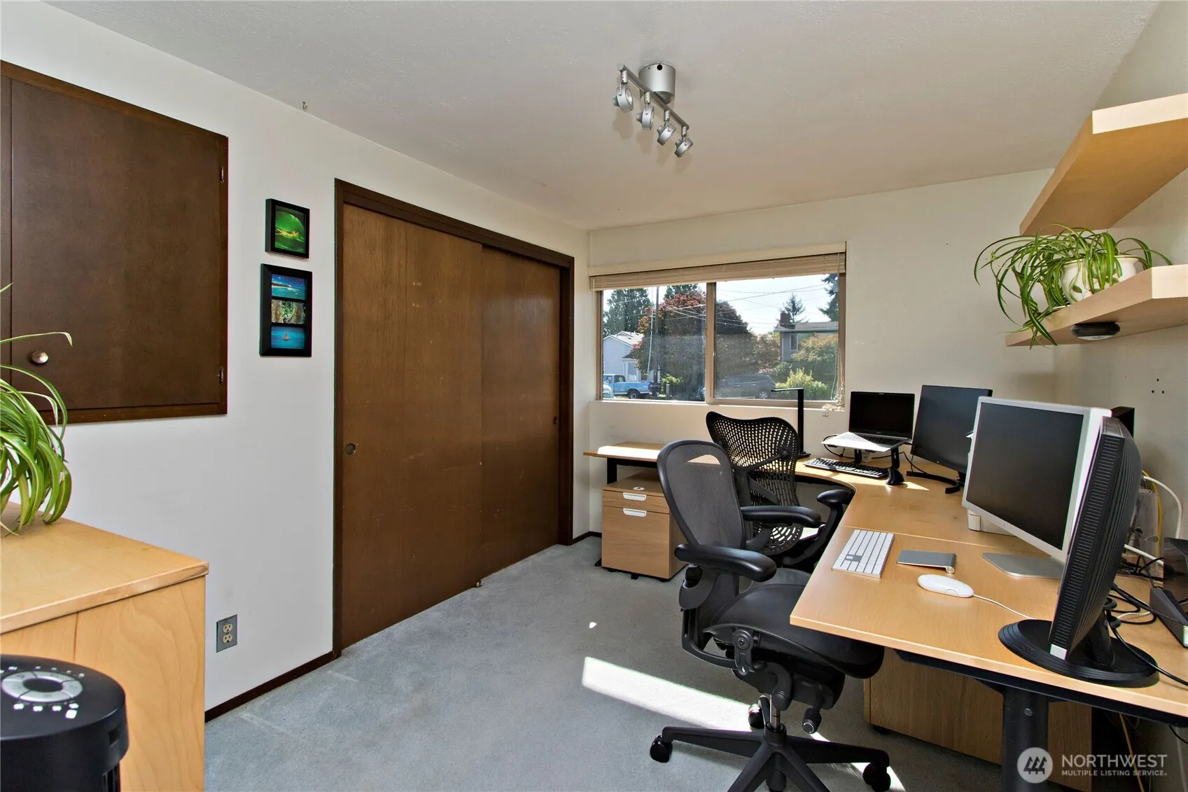 4226 S 247th Court , Kent, WA 98032