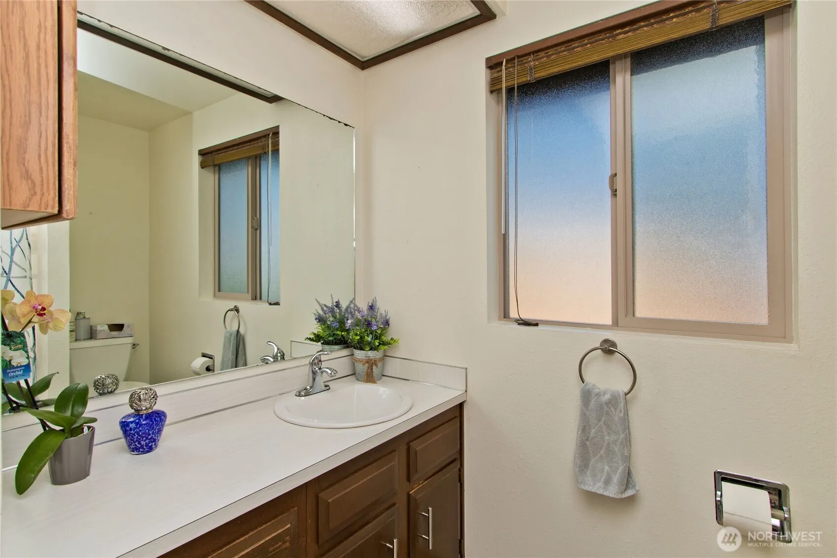 4226 S 247th Court , Kent, WA 98032