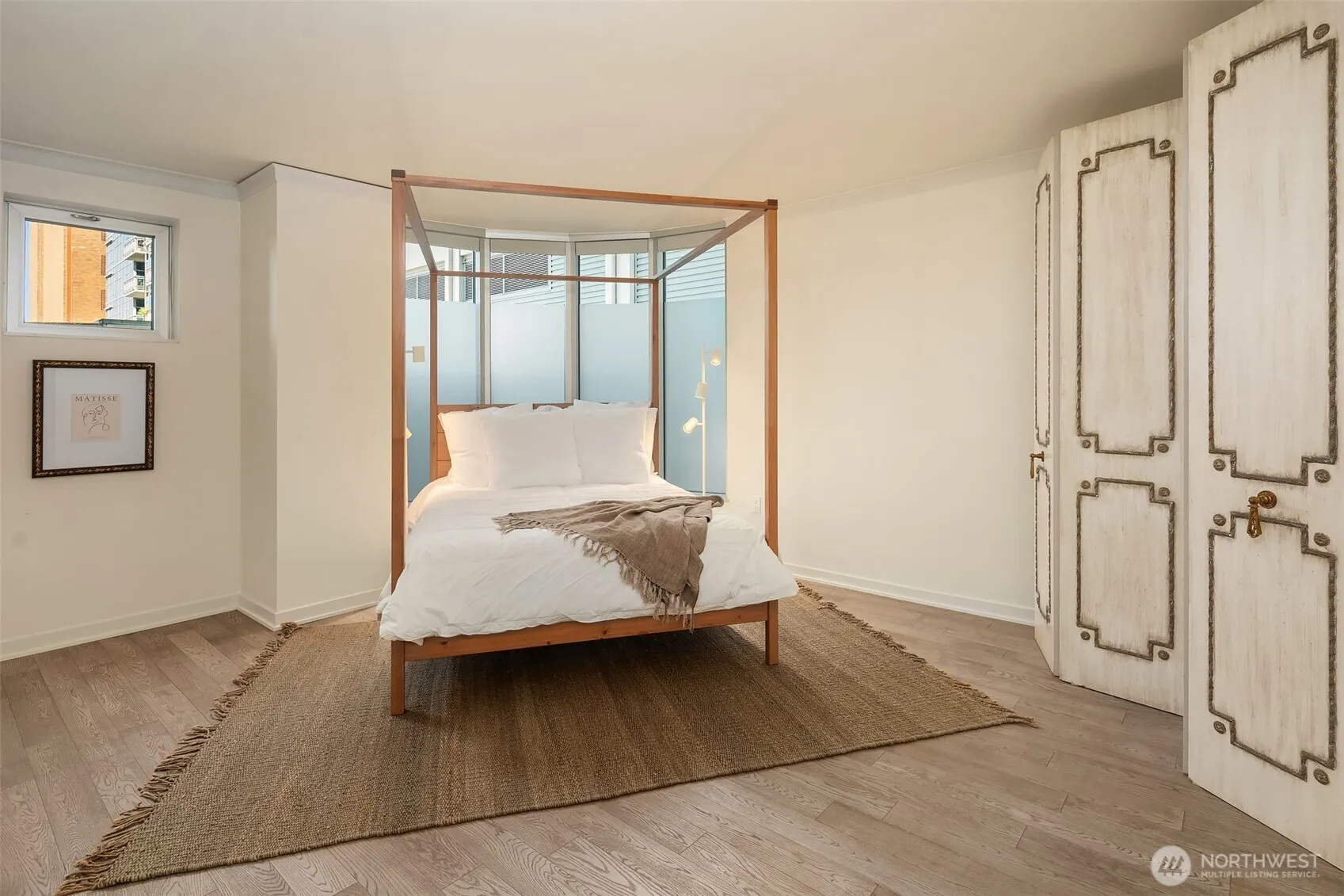 2000 1st Avenue #604, Seattle, WA 98121