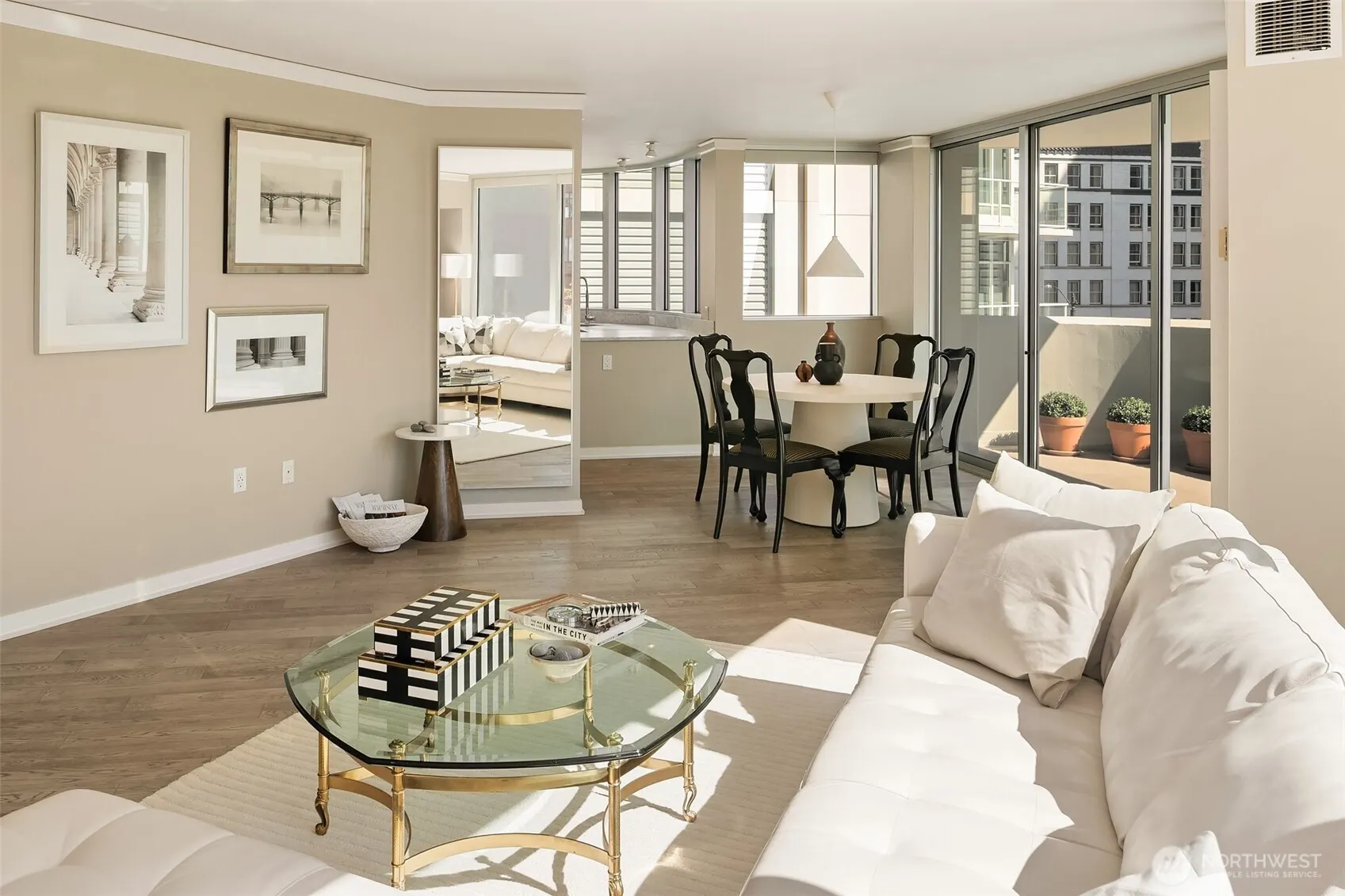 2000 1st Avenue #604, Seattle, WA 98121
