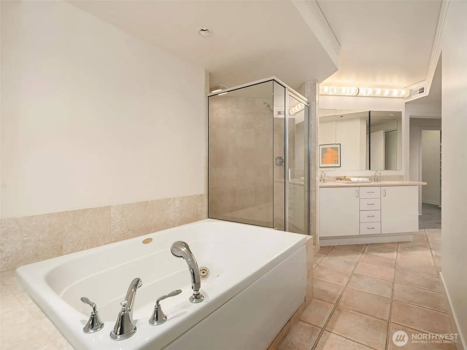 2000 1st Avenue #604, Seattle, WA 98121