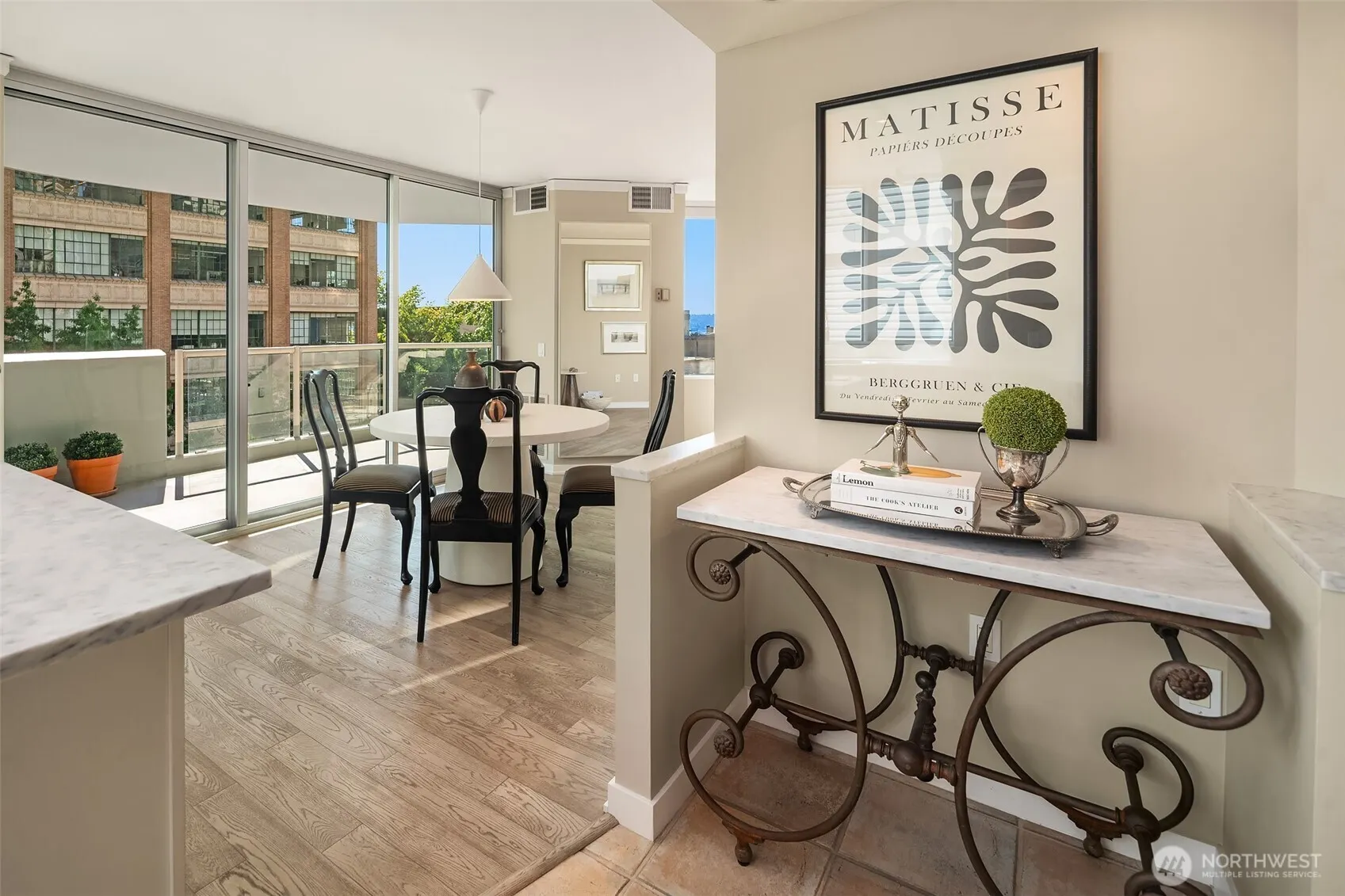 2000 1st Avenue #604, Seattle, WA 98121