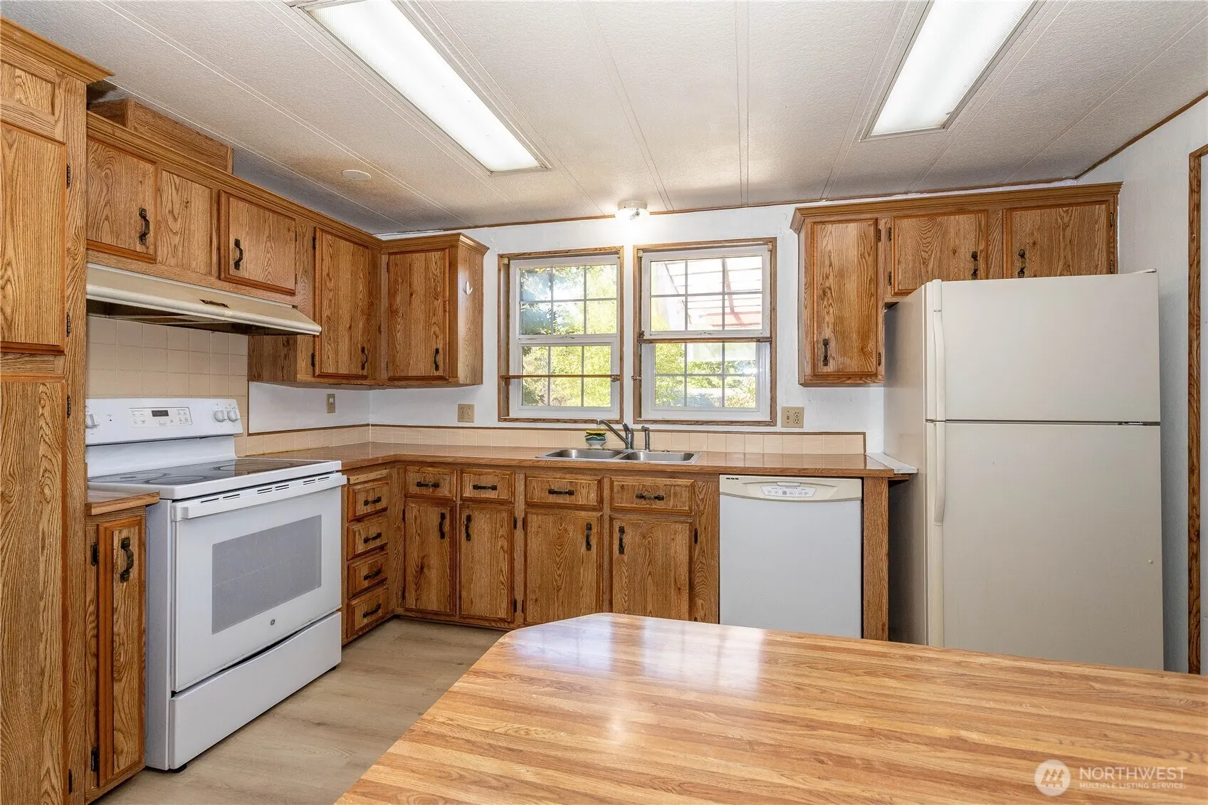 12218 SE 206th Street , Kent, WA 98031